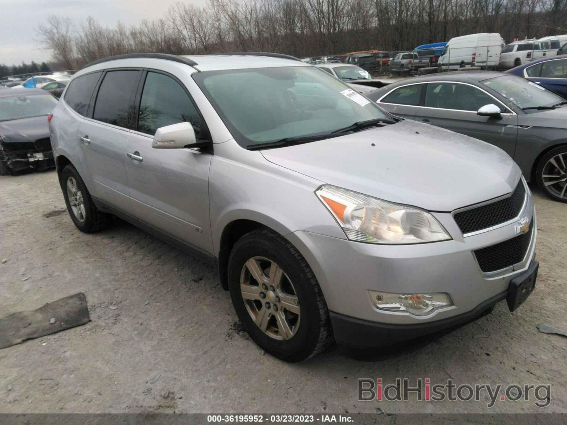 Photo 1GNLVFED4AS114917 - CHEVROLET TRAVERSE 2010