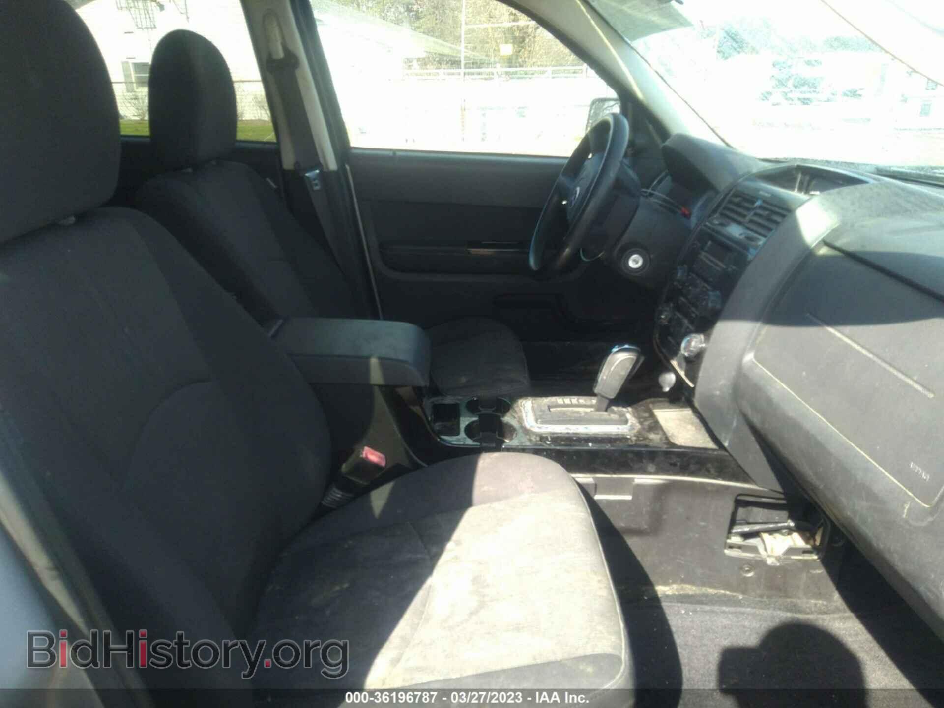 2011 MAZDA TRIBUTE - VIN: 4F2CY9C71BKM02569 - Фото 5
