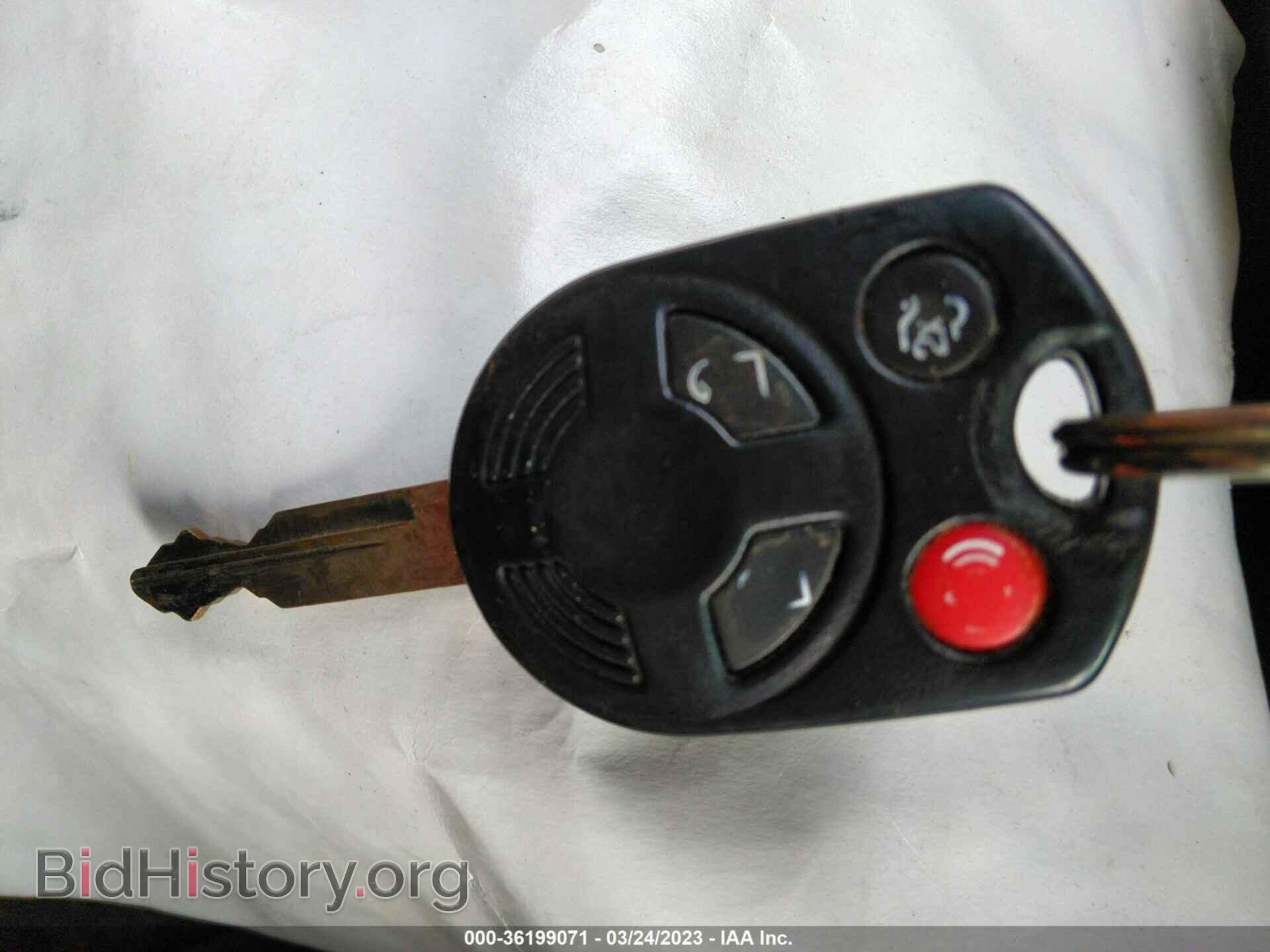 2009 FORD TAURUS X - VIN: 1FMDK03W49GA01762 - Фото 11