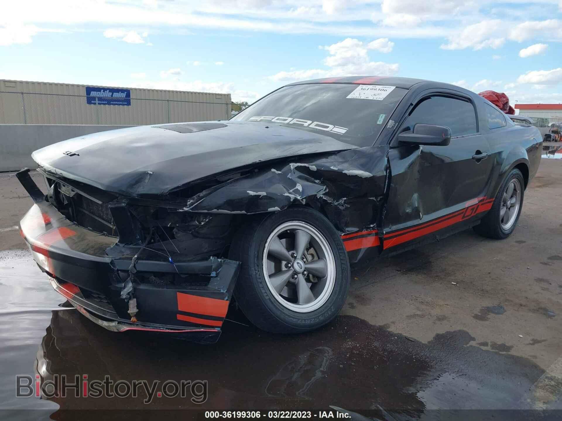 2006 FORD MUSTANG - VIN: 1ZVFT82H865201267 - Фото 2