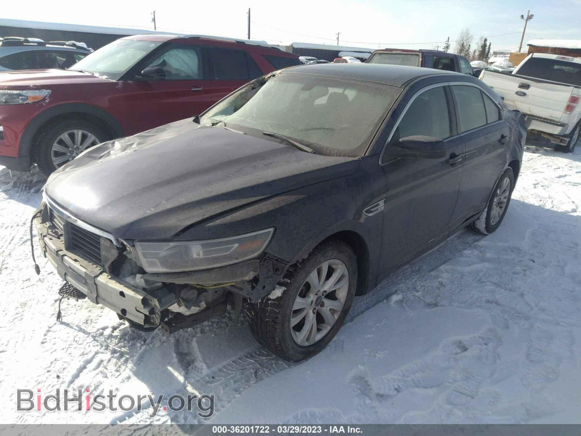 2011 FORD TAURUS - VIN: 1FAHP2EWXBG171037 - Фото 2
