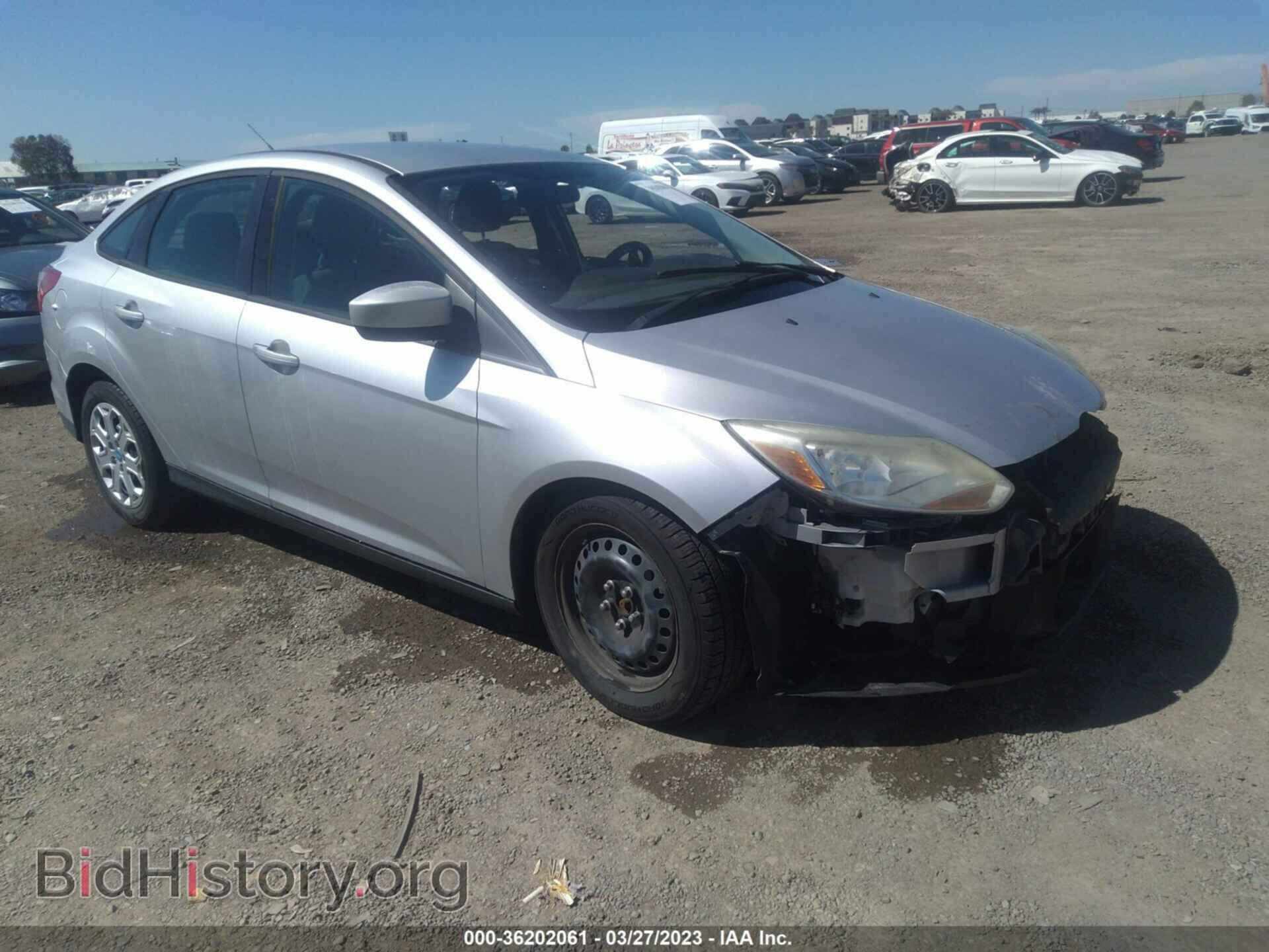 Фотография 1FAHP3F27CL141147 - FORD FOCUS 2012