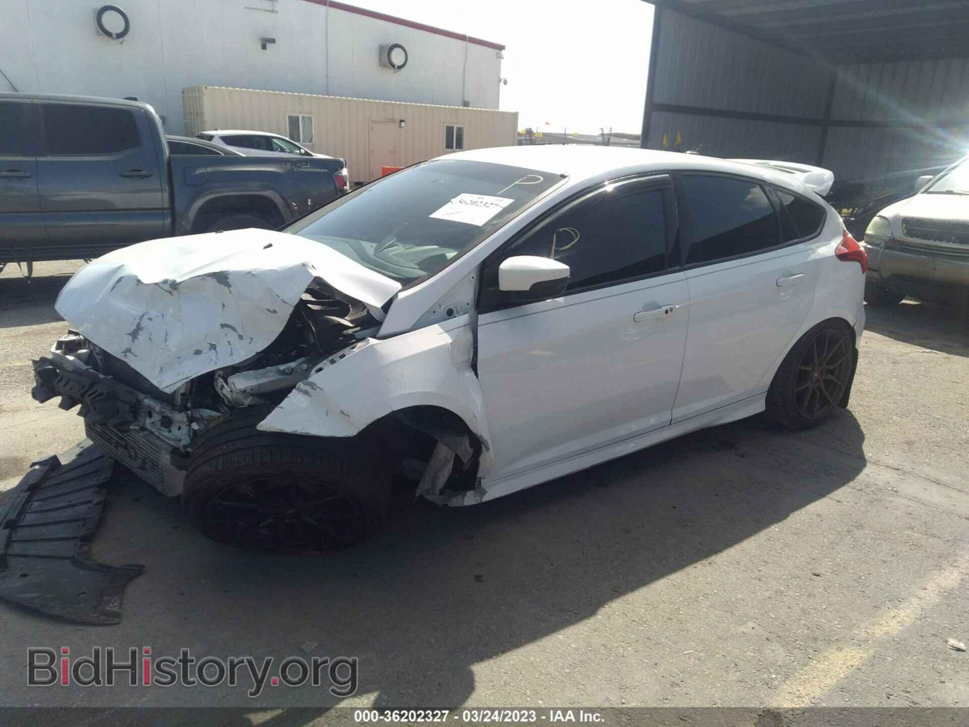 2018 FORD FOCUS - VIN: 1FADP3L91JL332155 - Фото 2