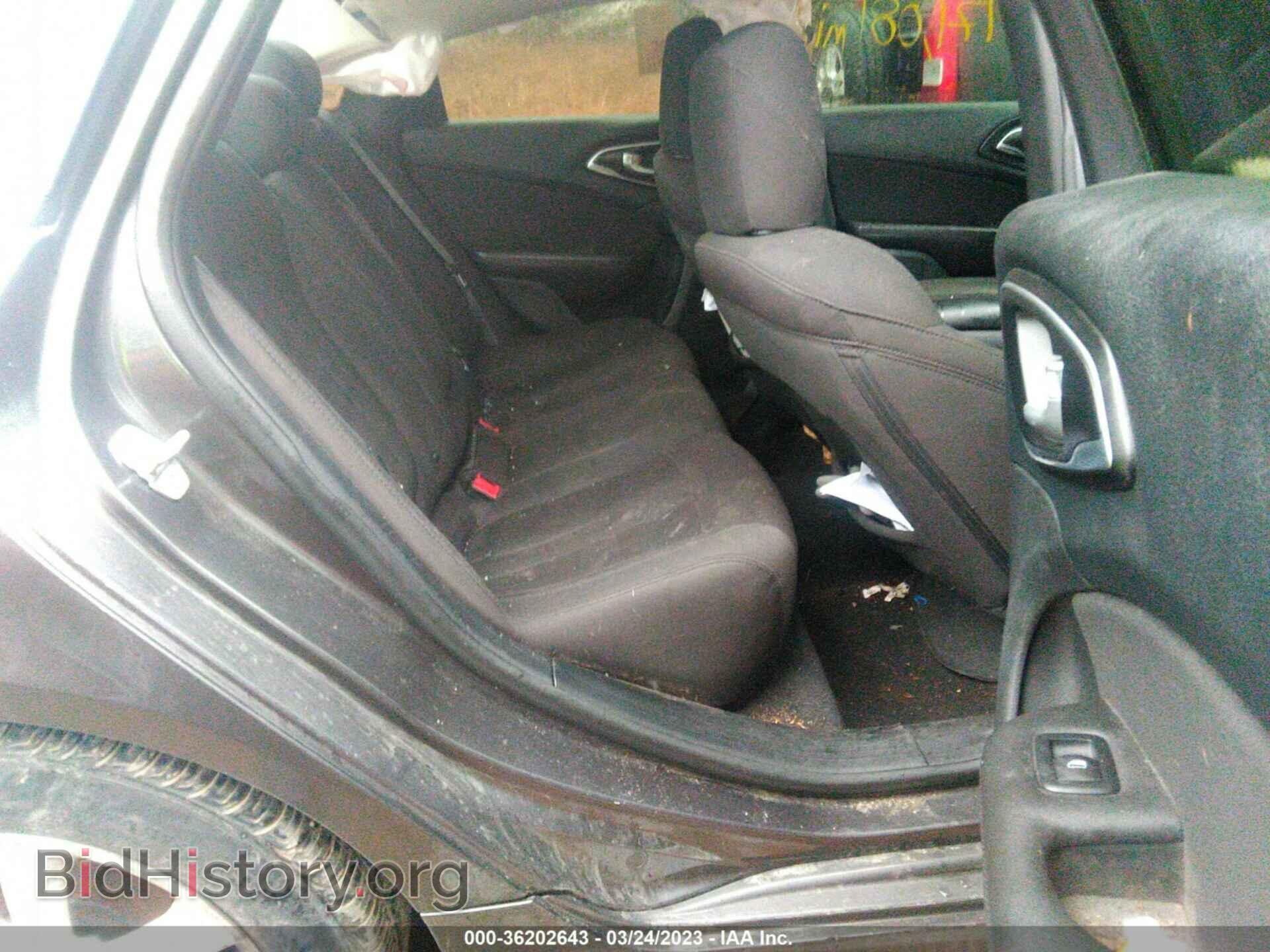 2015 CHRYSLER 200 - VIN: 1C3CCCAB8FN716165 - Фото 8