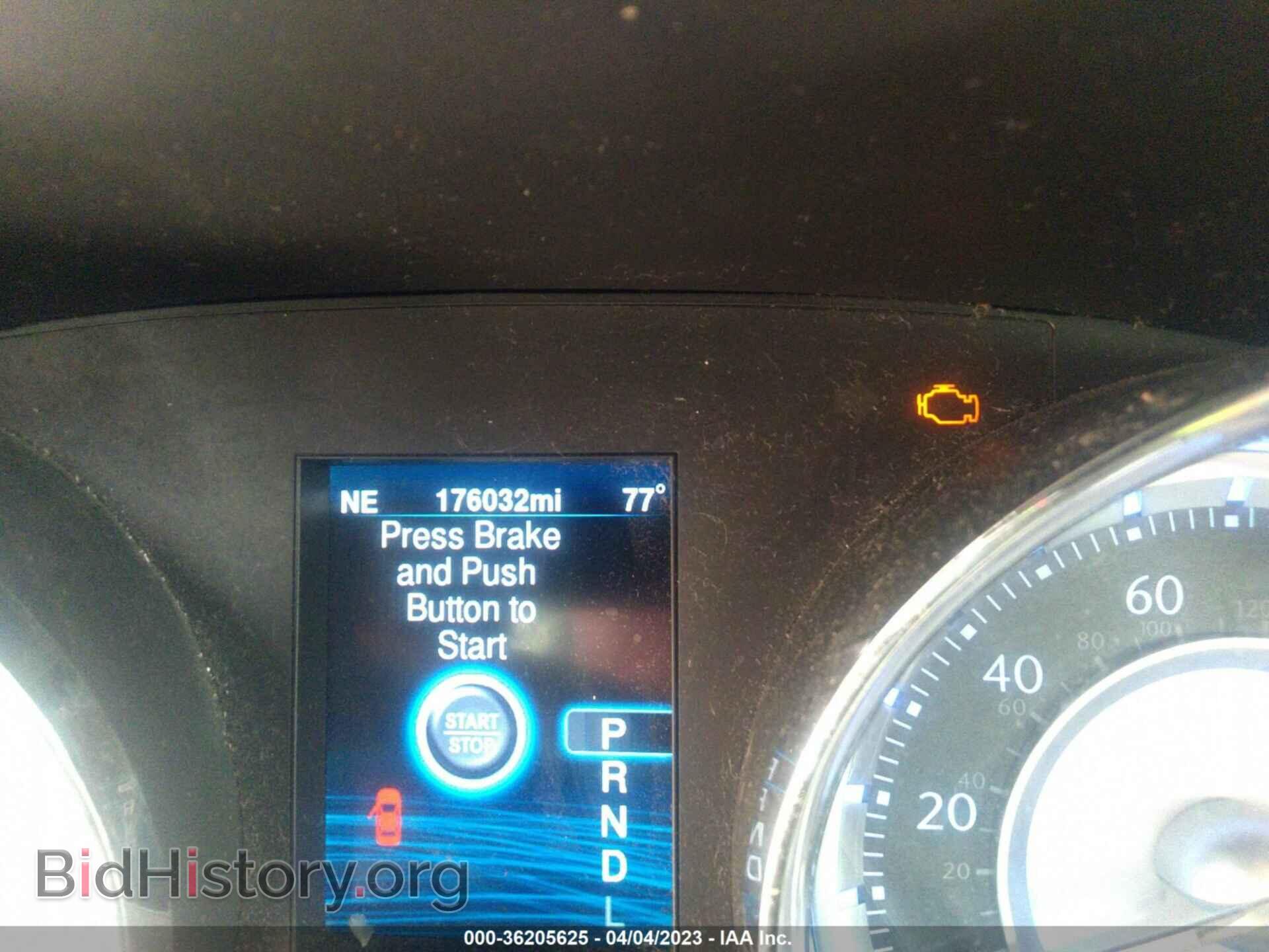 2014 CHRYSLER 300 - VIN: 2C3CCAAG7EH138504 - Фото 7