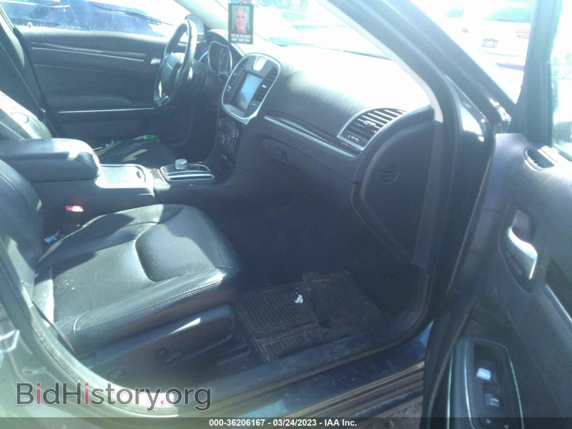 2016 CHRYSLER 300 - VIN: 2C3CCARG3GH190901 - Фото 5