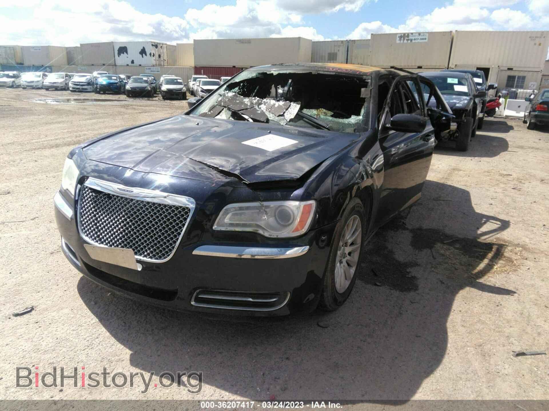 2012 CHRYSLER 300 - VIN: 2C3CCAAG9CH311193 - Фото 2