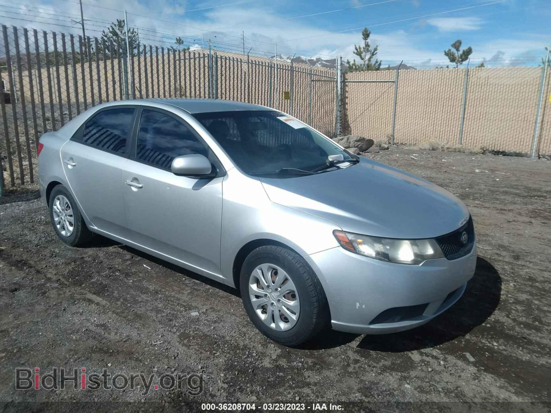 Photo KNAFT4A2XA5040726 - KIA FORTE 2010