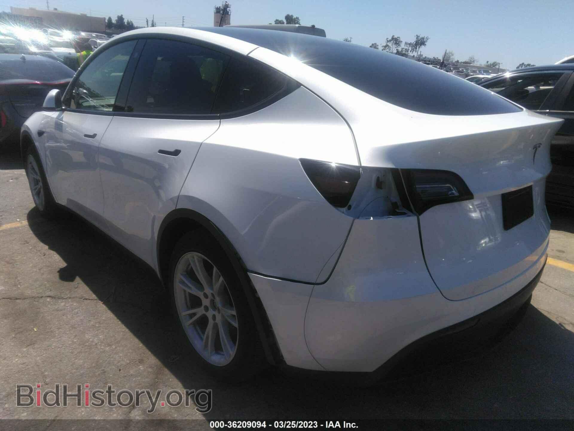 2023 TESLA MODEL Y - VIN: 7SAYGAEEXPF622841 - Photo 3
