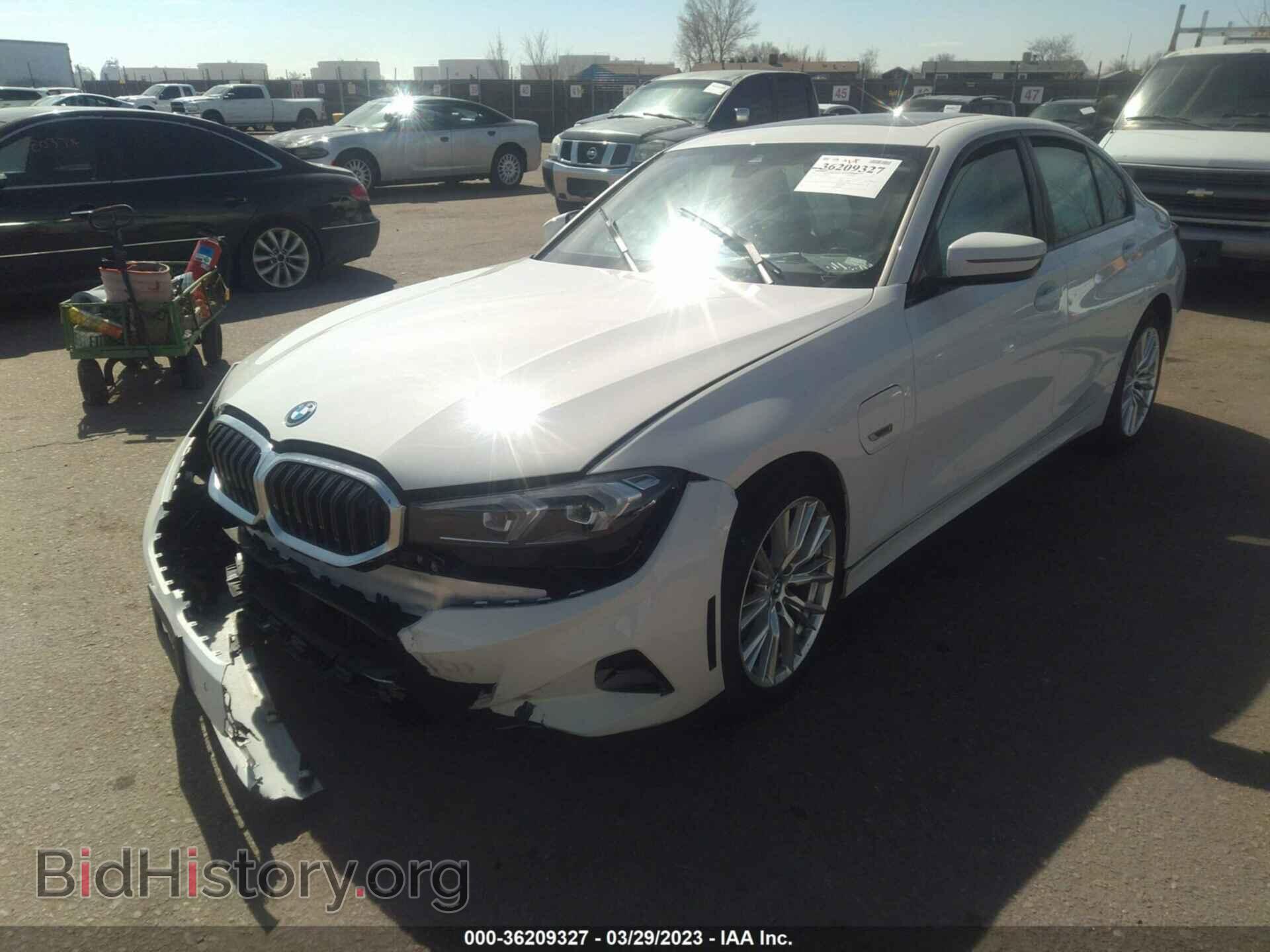 2023 BMW 3 SERIES - VIN: 3MW39FF05P8C93761 - Фото 2