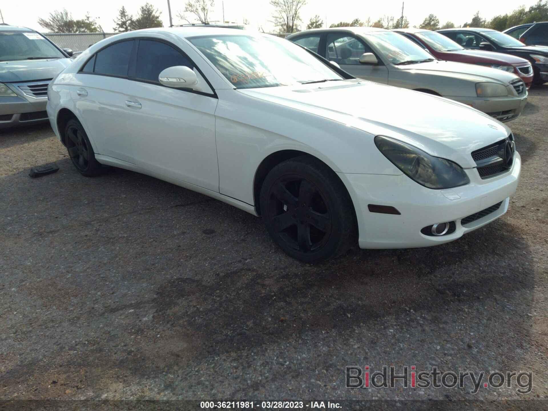 Photo WDDDJ72X57A112210 - MERCEDES-BENZ CLS-CLASS 2007