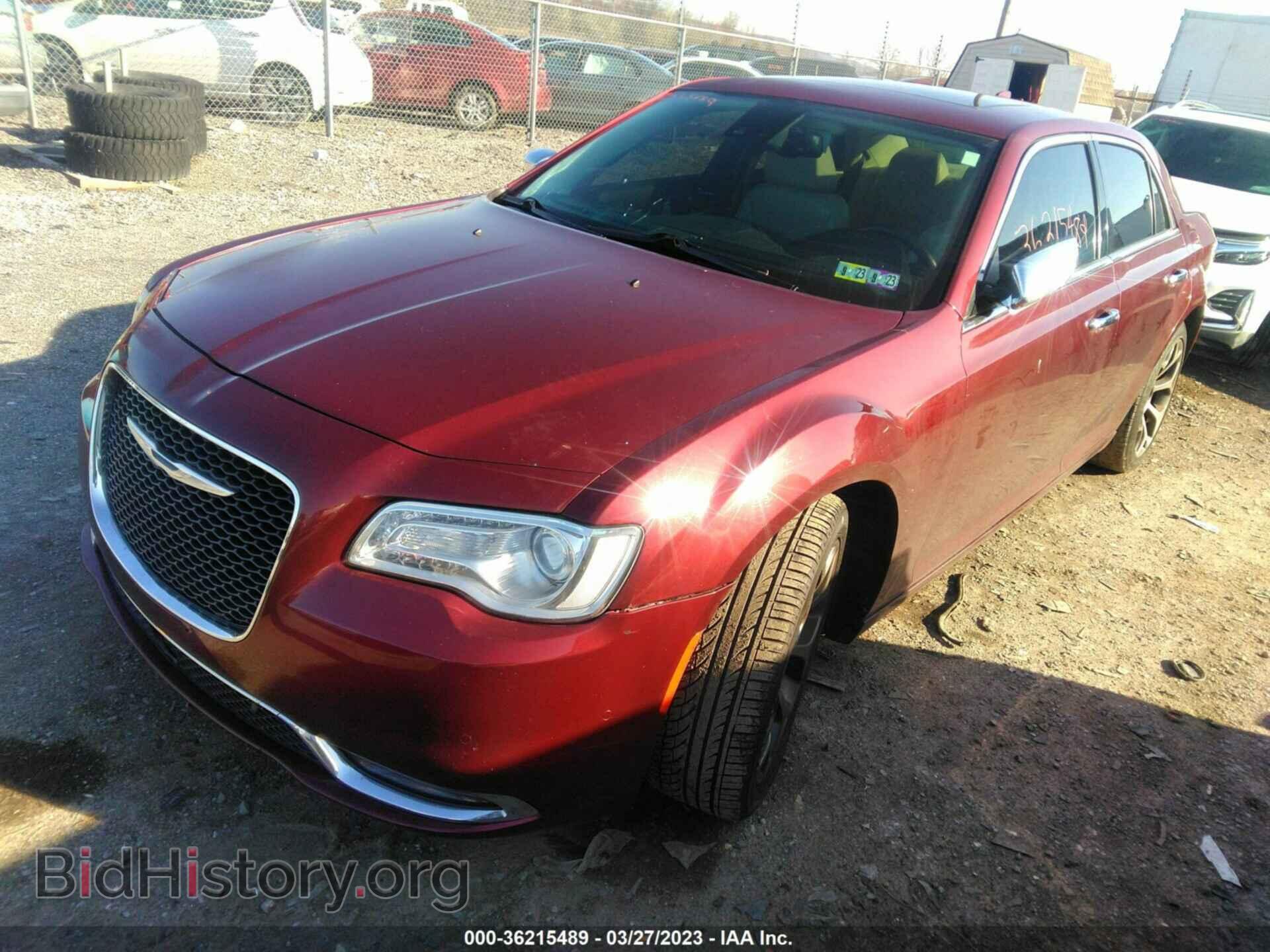 2015 CHRYSLER 300 - VIN: 2C3CCAET3FH810700 - Фото 2