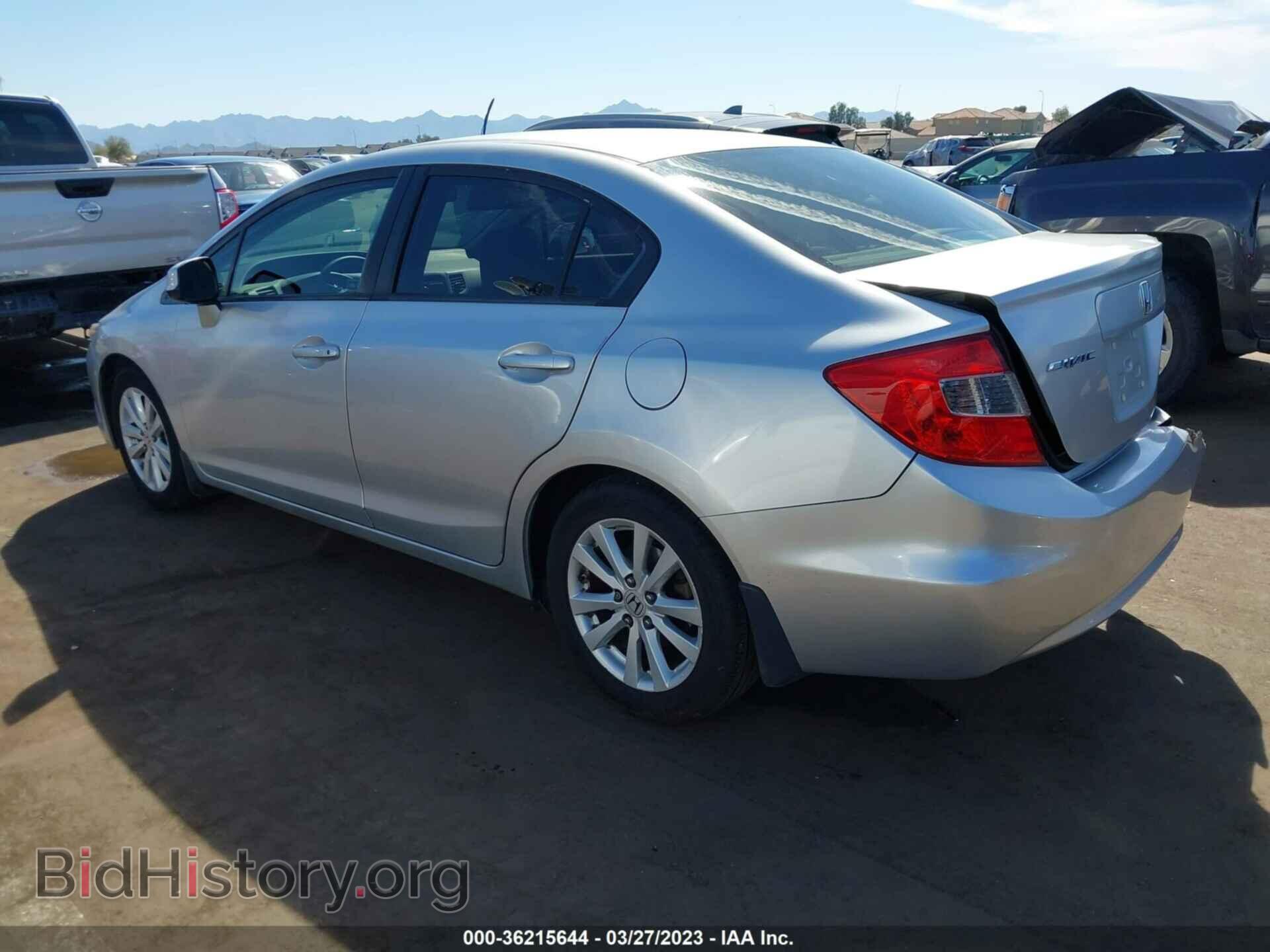 2012 HONDA CIVIC SDN - VIN: 2HGFB2F86CH305257 - Фото 3
