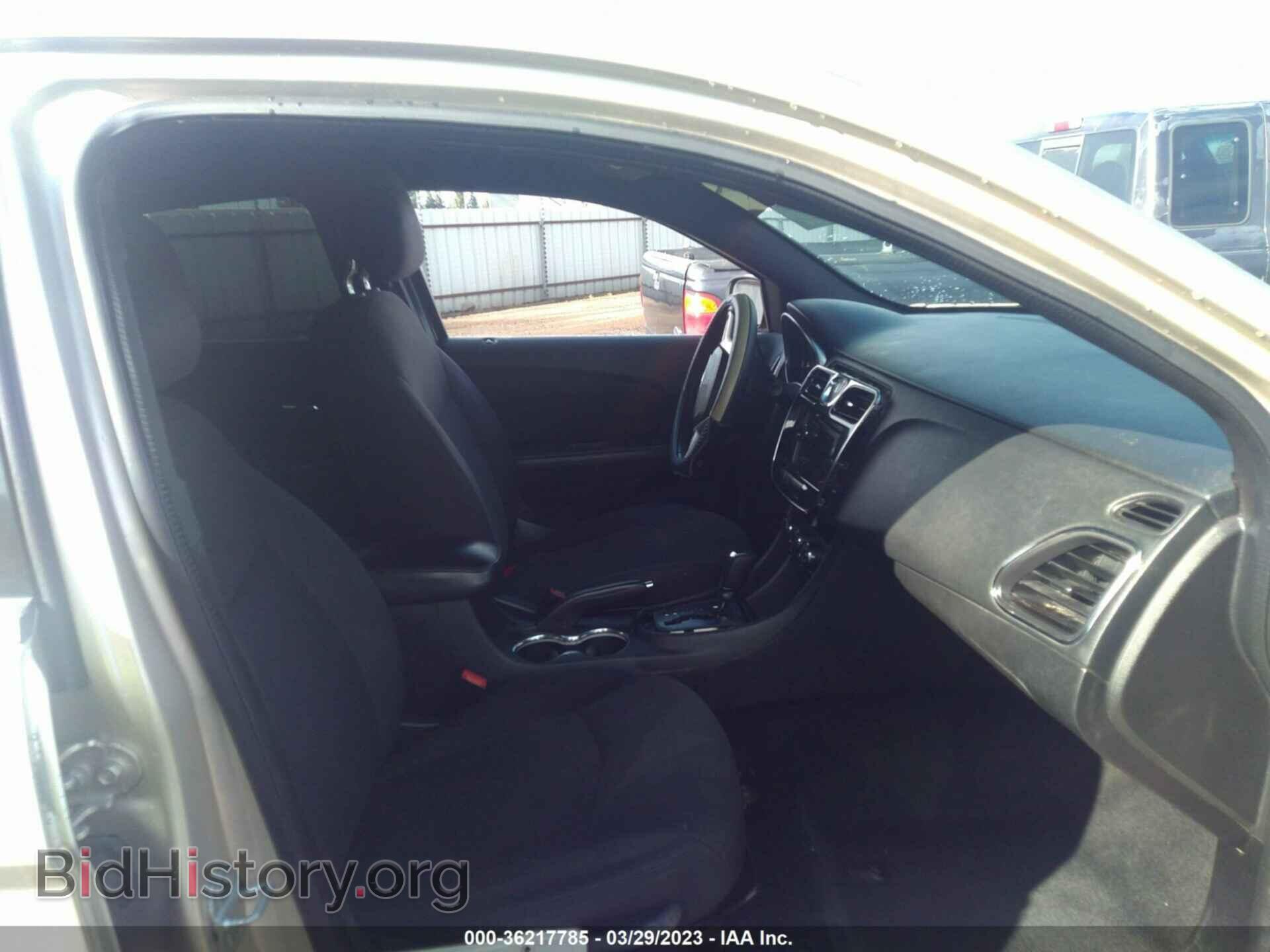 2013 CHRYSLER 200 - VIN: 1C3CCBBB3DN656074 - Photo 5