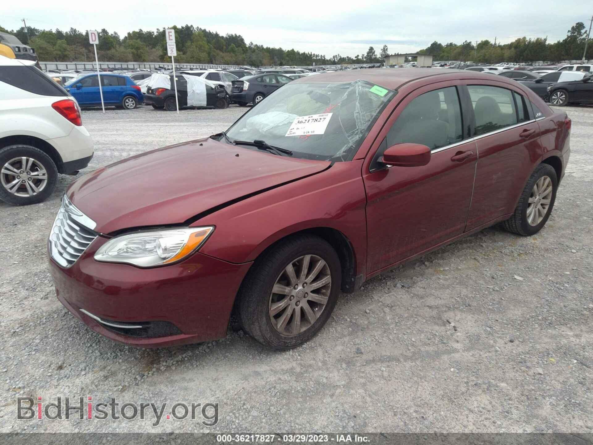 2013 CHRYSLER 200 - VIN: 1C3CCBBBXDN525238 - Фото 2