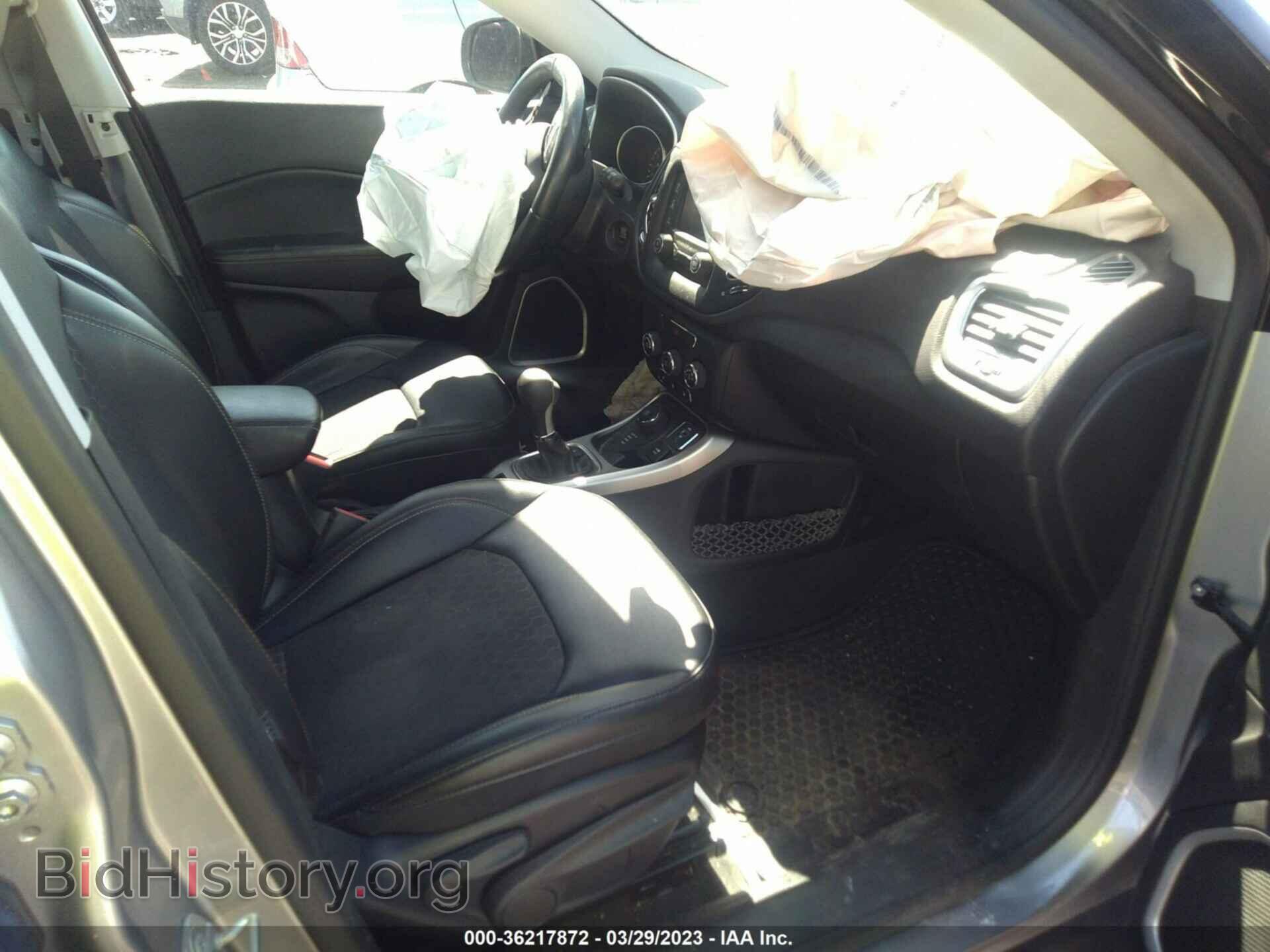 2018 JEEP COMPASS - VIN: 3C4NJDBB8JT283342 - Фото 5