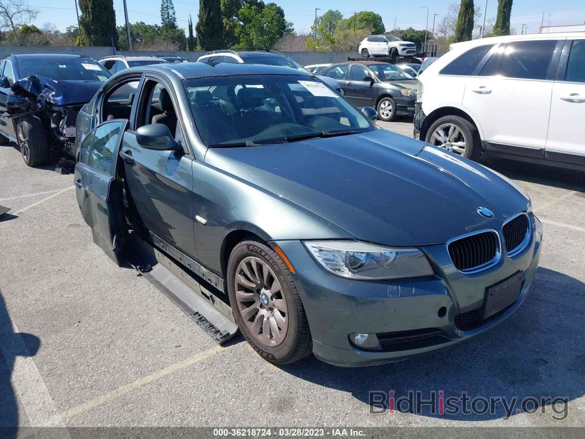 Photo WBAPH57559NL79404 - BMW 3 SERIES 2009