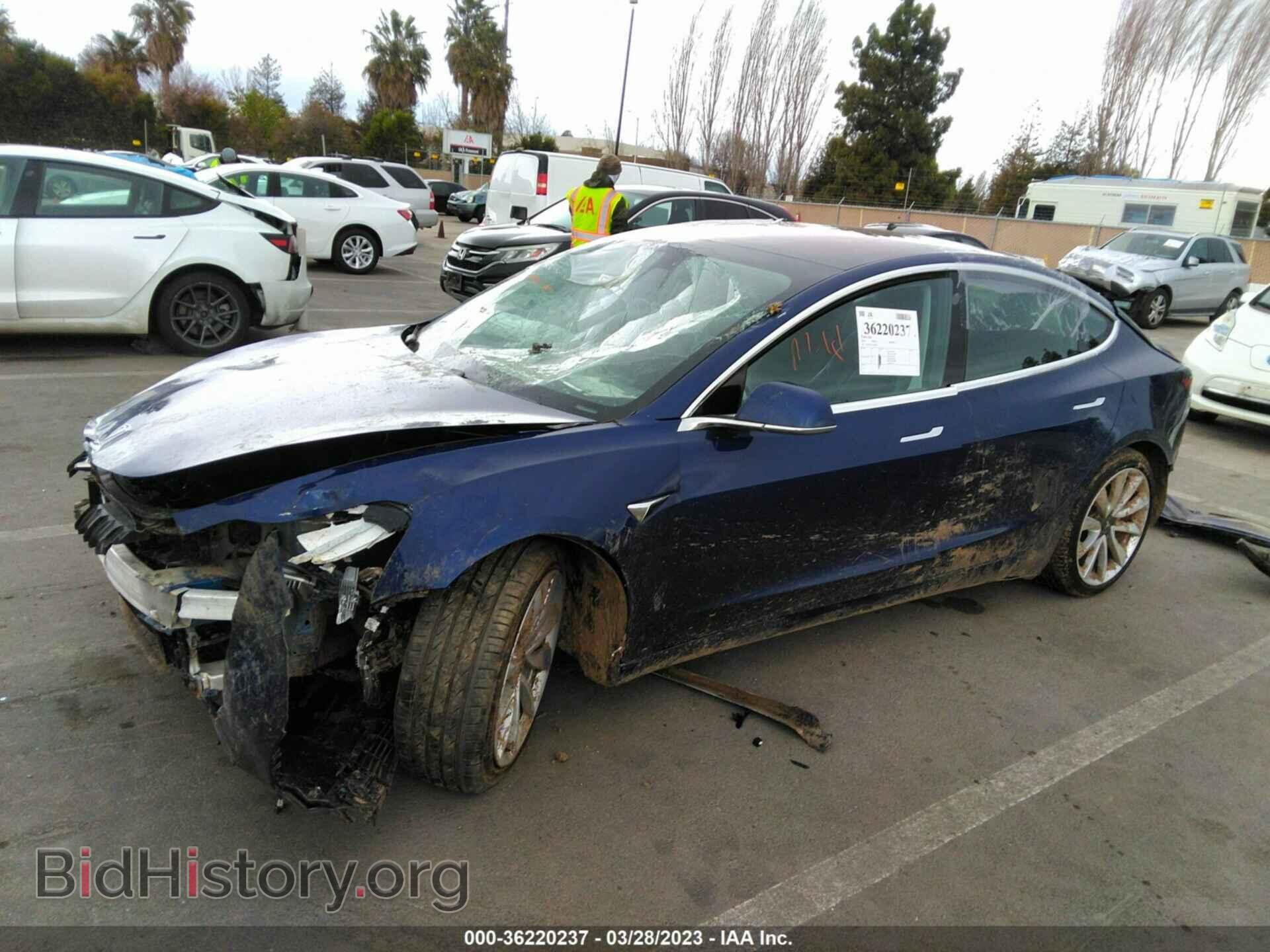 2018 TESLA MODEL 3 - VIN: 5YJ3E1EA1JF108927 - Фото 2