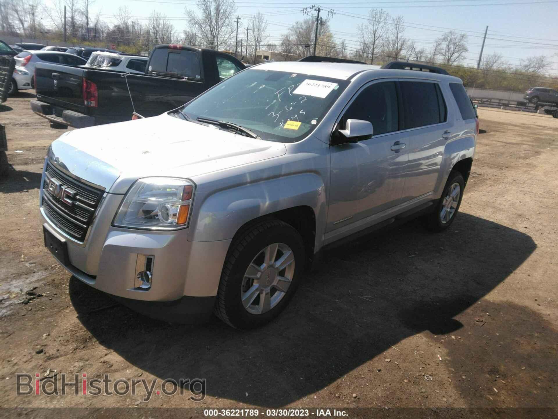 2011 GMC TERRAIN - VIN: 2CTALSEC2B6379527 - Фото 2
