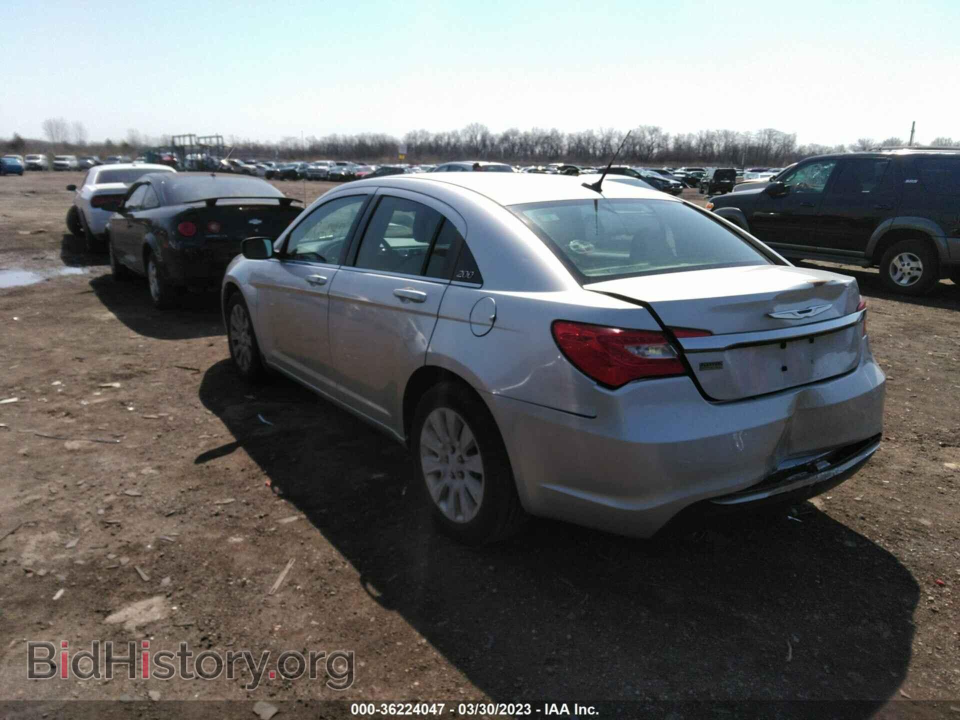 2011 CHRYSLER 200 - VIN: 1C3BC4FG9BN532420 - Фото 3