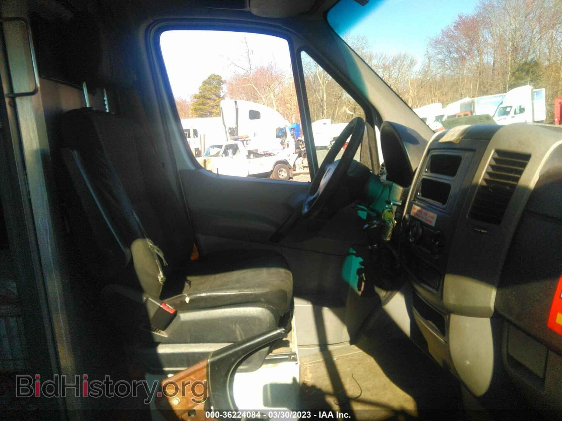 2014 MERCEDES-BENZ SPRINTER CARGO VANS - VIN: WD3PE8DE4E5829520 - Photo 5