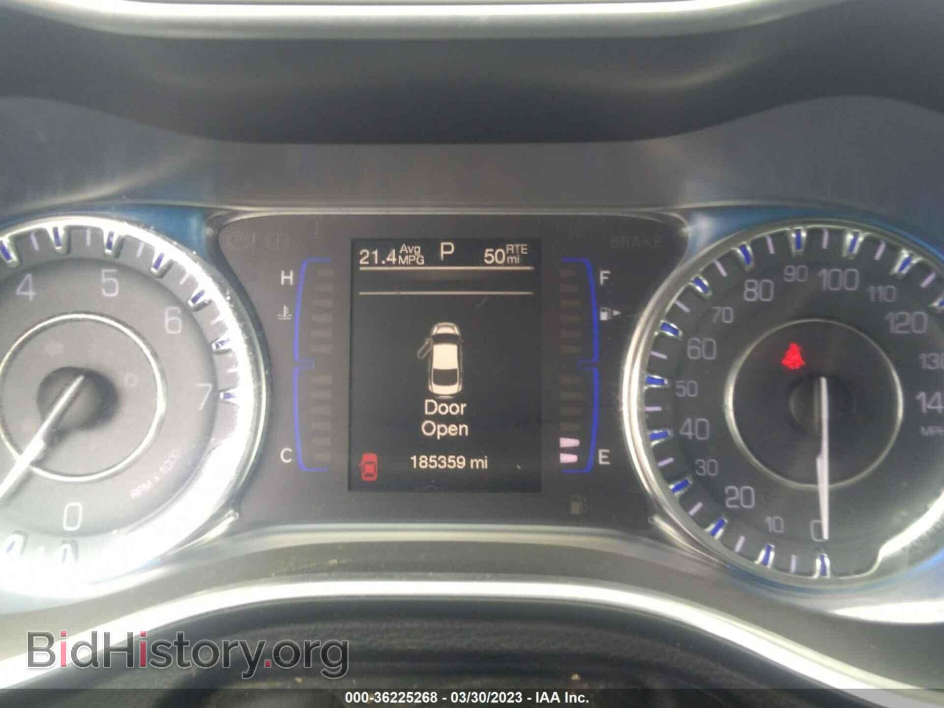 2016 CHRYSLER 200 - VIN: 1C3CCCAB1GN116427 - Фото 7