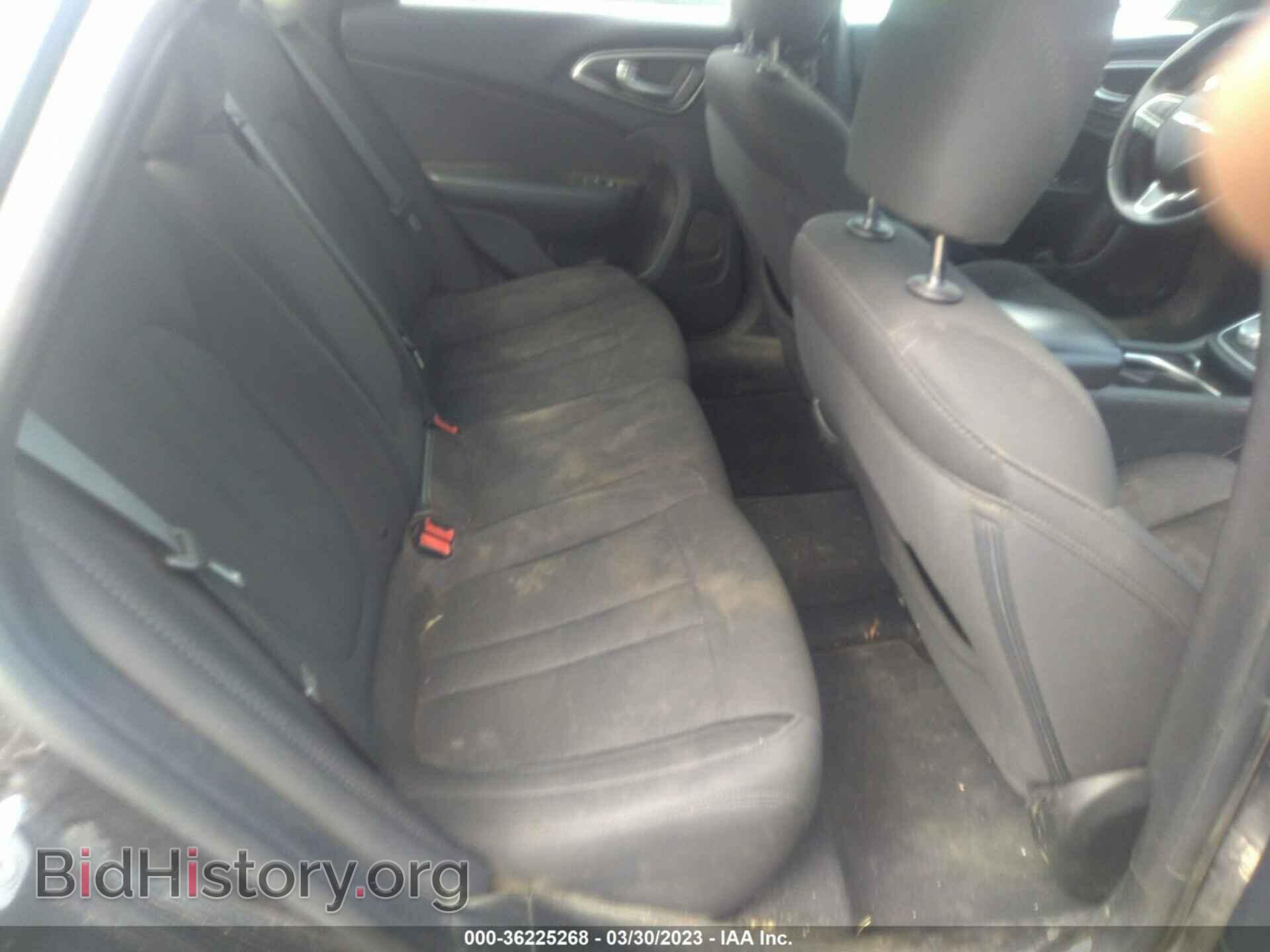 2016 CHRYSLER 200 - VIN: 1C3CCCAB1GN116427 - Фото 8