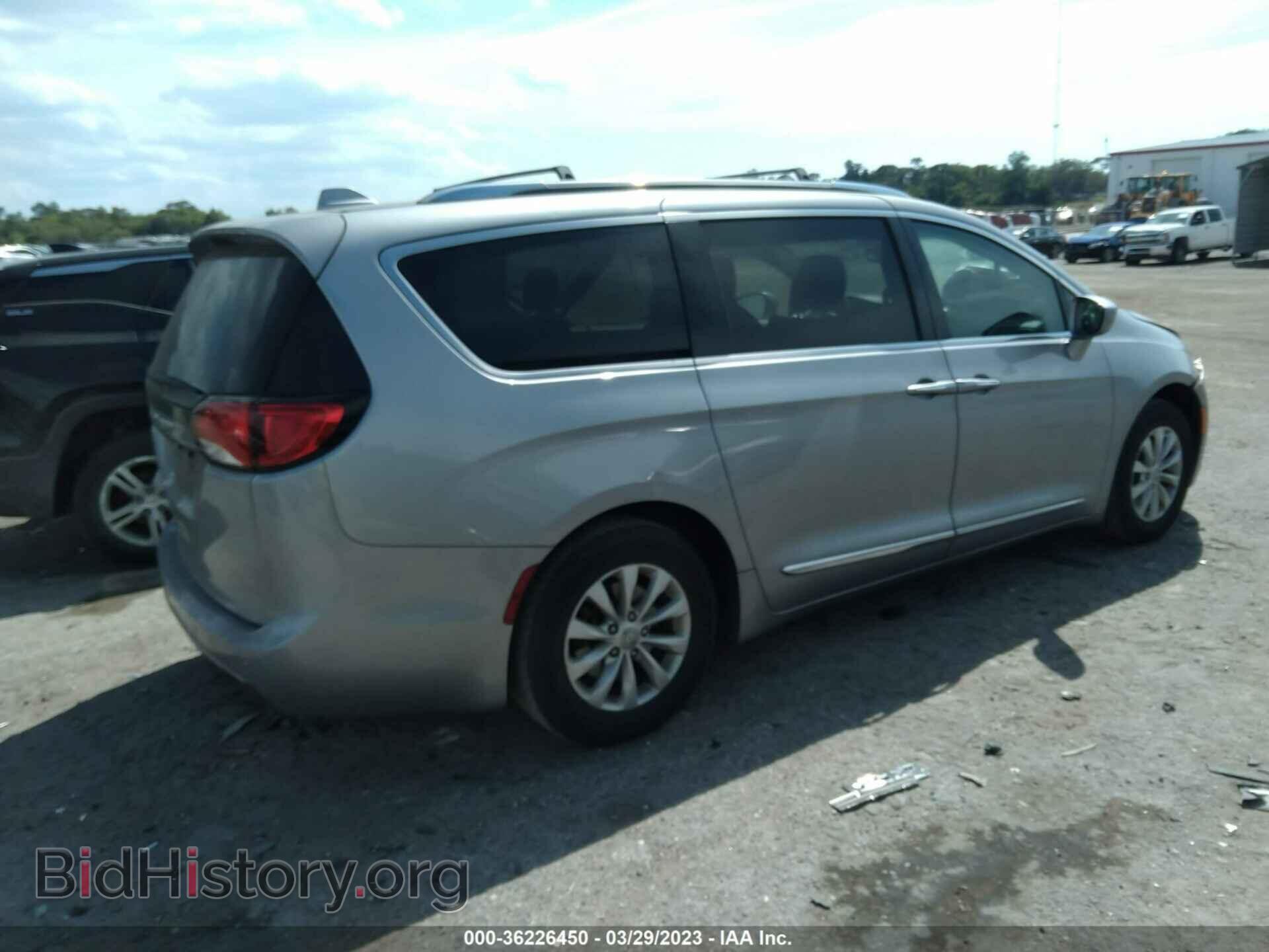 2019 CHRYSLER PACIFICA - VIN: 2C4RC1BG6KR597095 - Photo 4