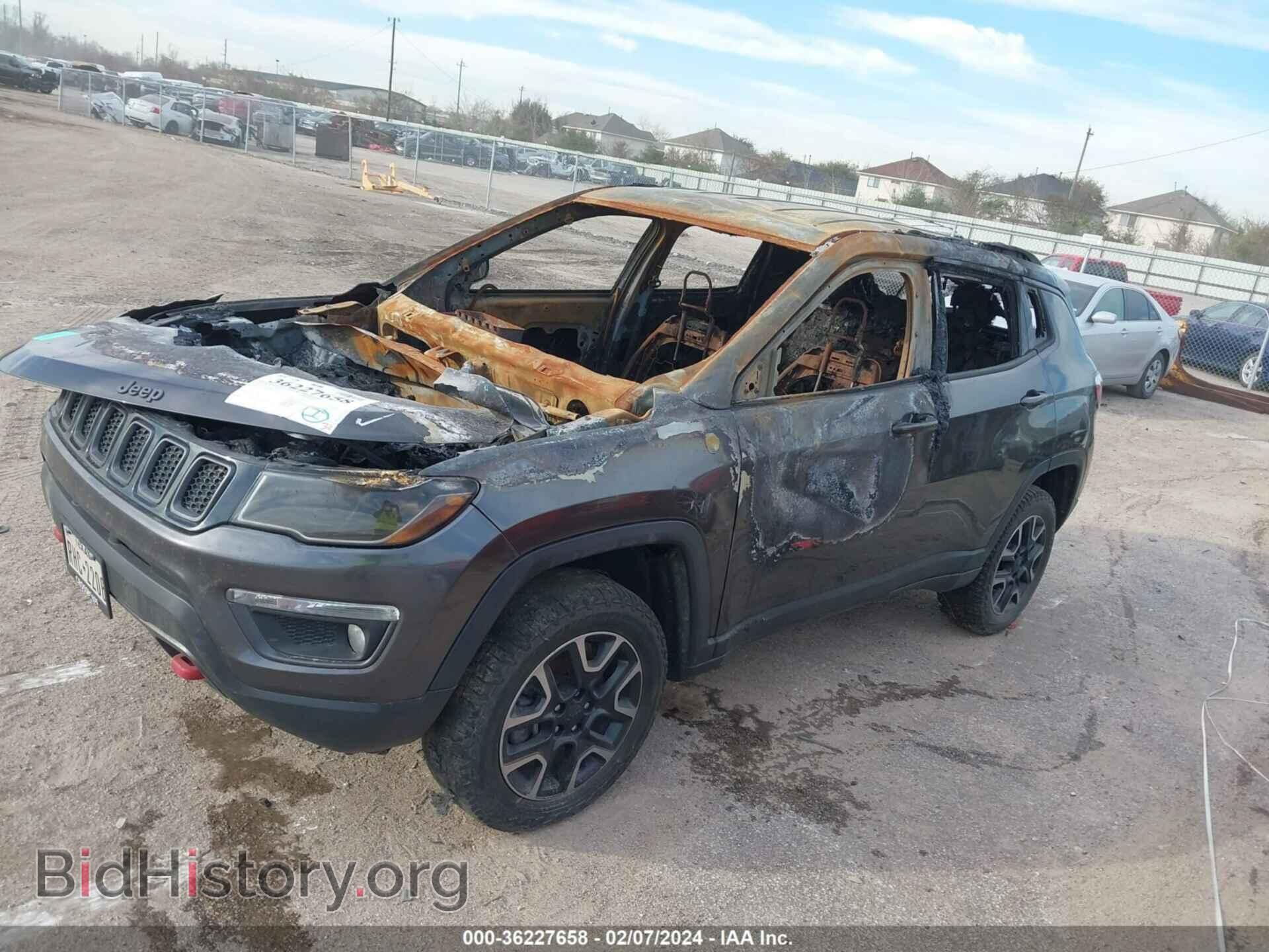 2019 JEEP COMPASS - VIN: 3C4NJDDB5KT770254 - Фото 2