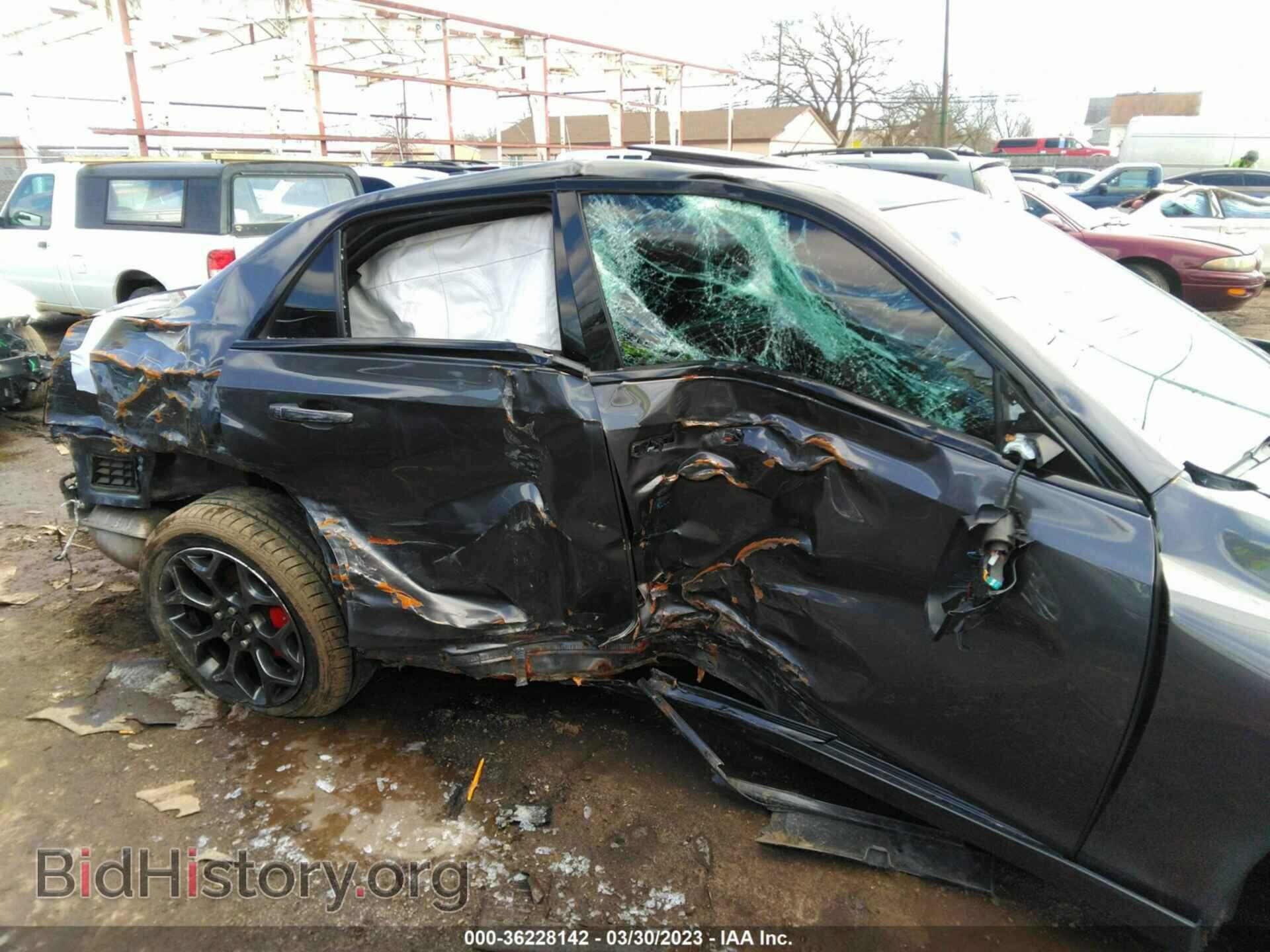 2018 CHRYSLER 300 - VIN: 2C3CCAGG4JH141474 - Фото 6