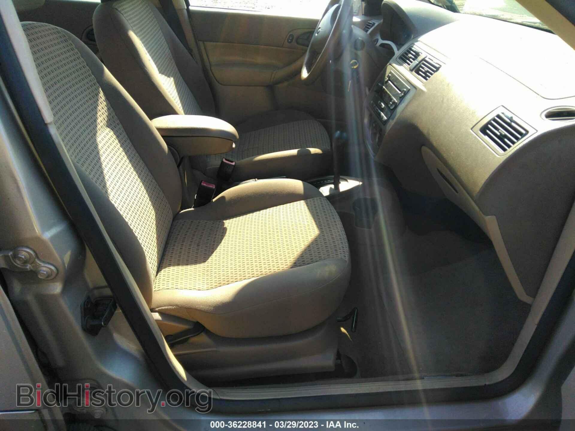 2006 FORD FOCUS - VIN: 1FAHP34N06W256995 - Фото 5