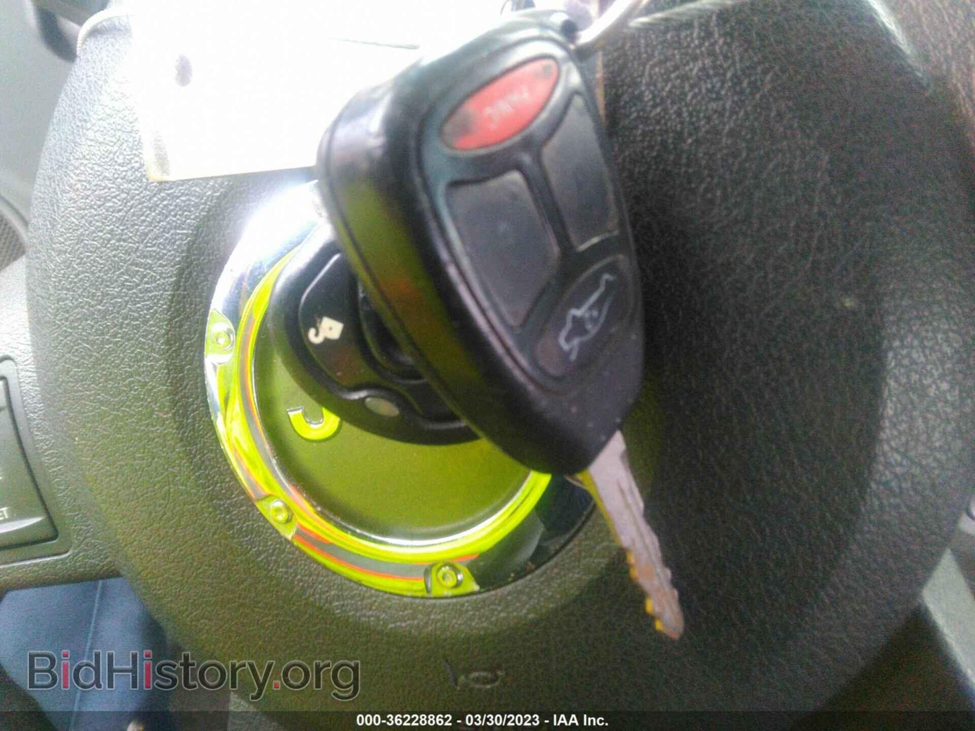 2006 JEEP COMMANDER - VIN: 1J8HH48K86C204991 - Фото 11