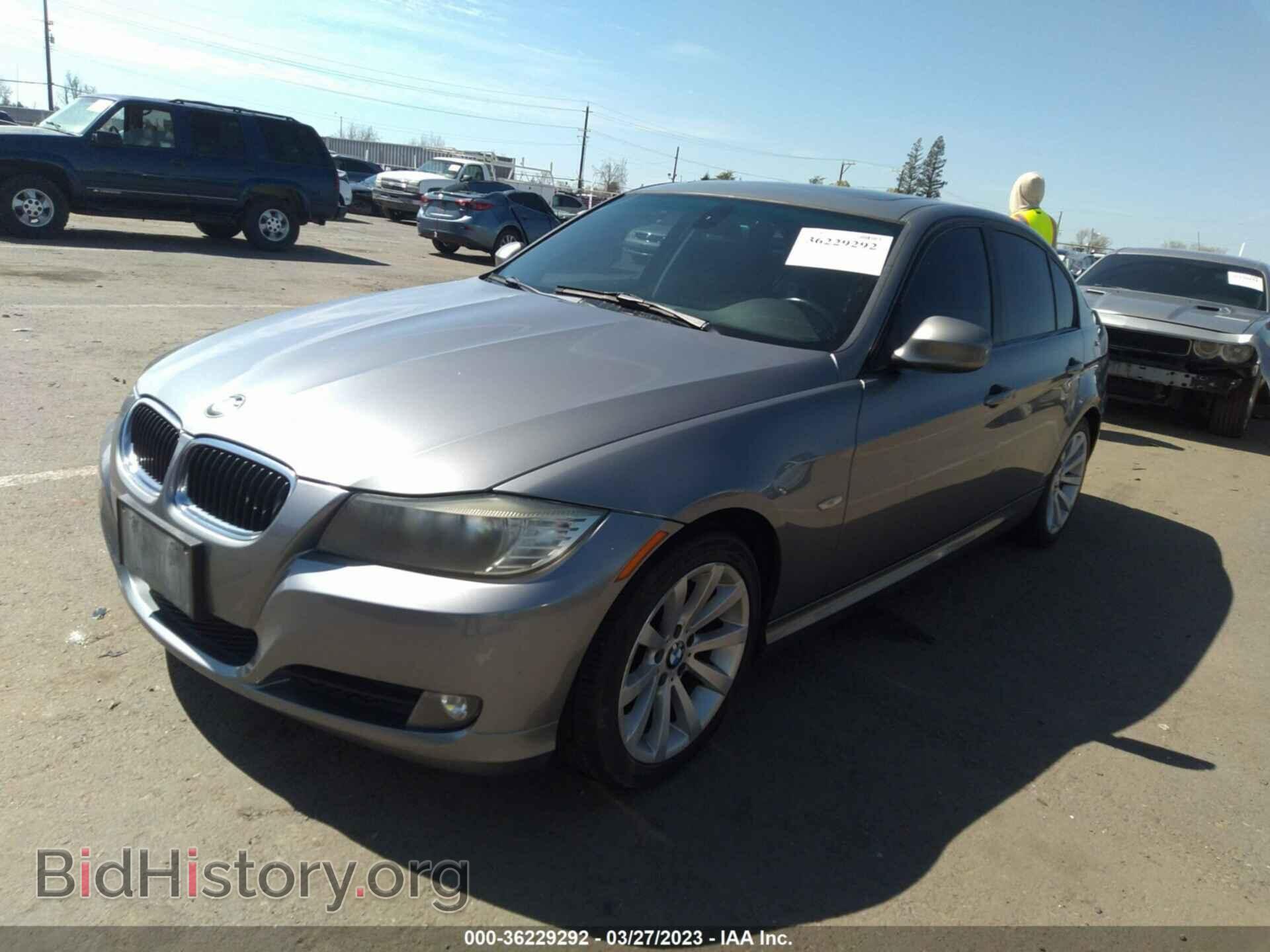 2011 BMW 3 SERIES - VIN: WBAPH5G55BNM81663 - Фото 2