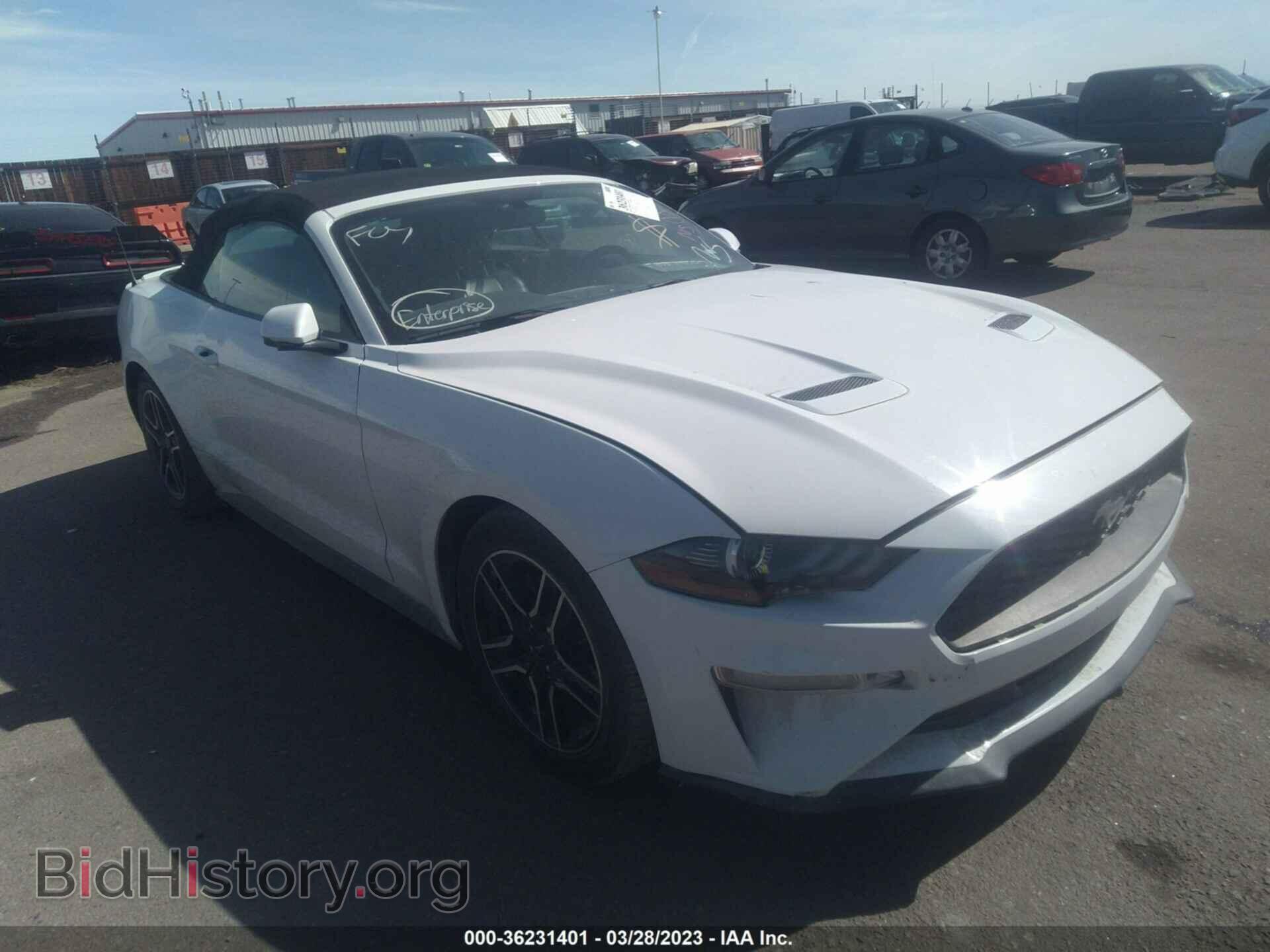 Photo 1FATP8UH5L5125533 - FORD MUSTANG 2020