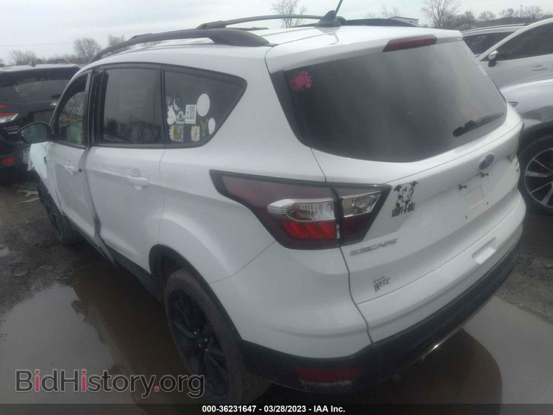 2018 FORD ESCAPE - VIN: 1FMCU9GD4JUD48341 - Фото 3