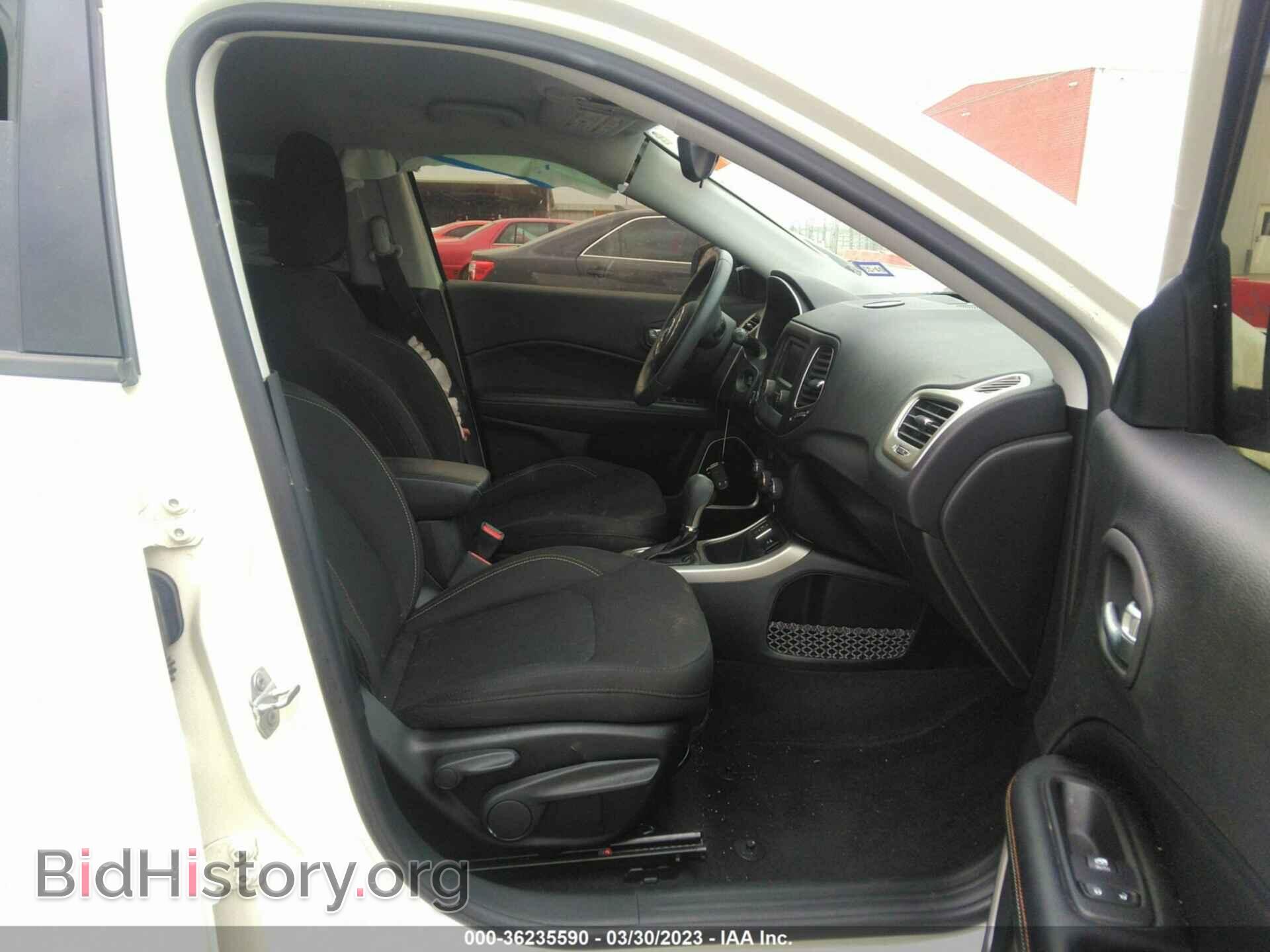 2018 JEEP COMPASS - VIN: 3C4NJCAB0JT204306 - Фото 5