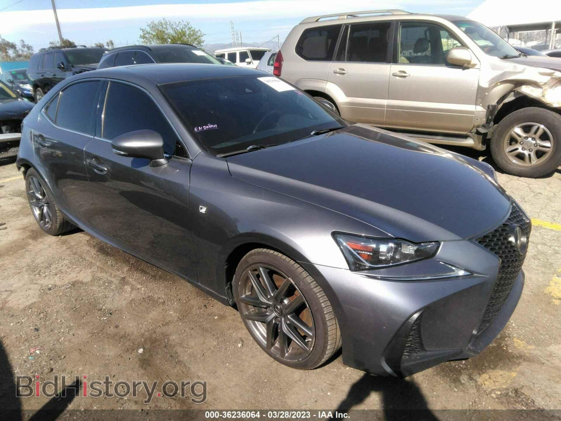 Photo JTHBA1D28K5089781 - LEXUS IS 2019