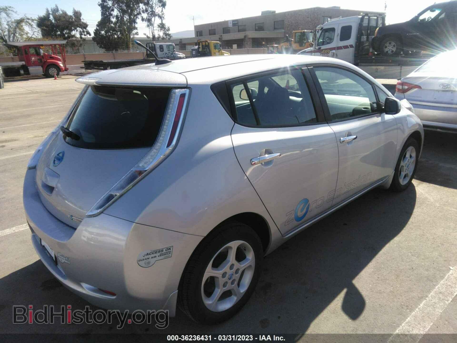 2013 NISSAN LEAF - VIN: 1N4AZ0CP7DC403308 - Фото 4