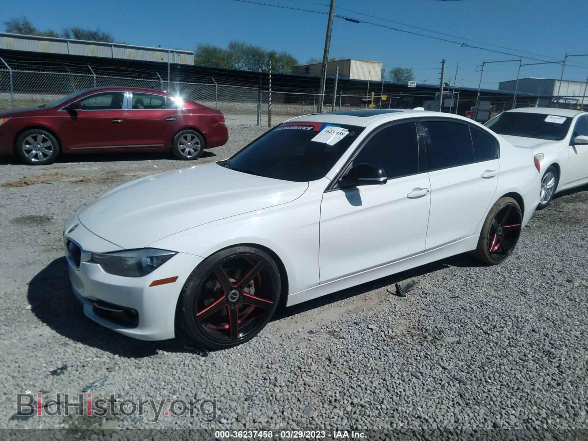 2013 BMW 3 SERIES - VIN: WBA3A5C50DF601729 - Фото 2