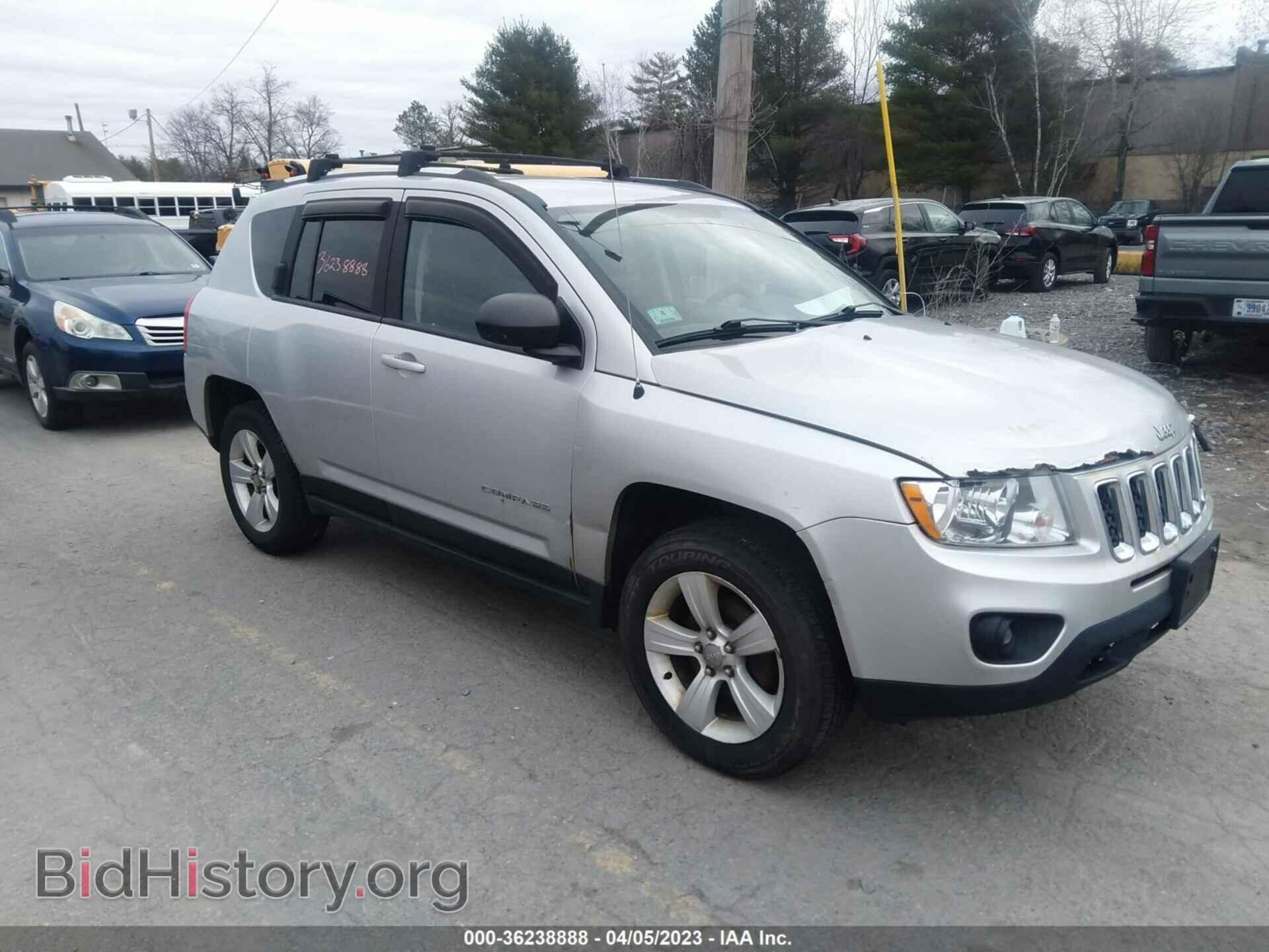 Photo 1C4NJDBB2DD205083 - JEEP COMPASS 2013