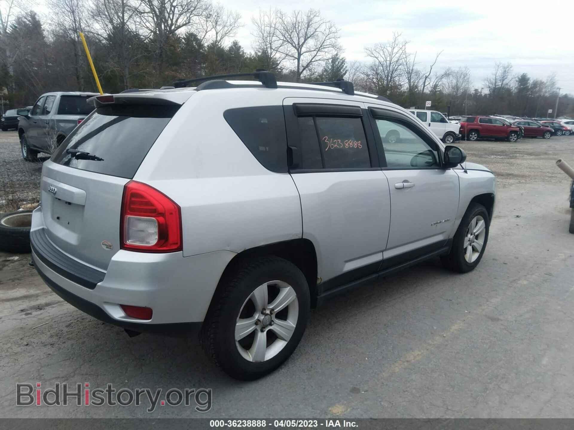 2013 JEEP COMPASS - VIN: 1C4NJDBB2DD205083 - Фото 4