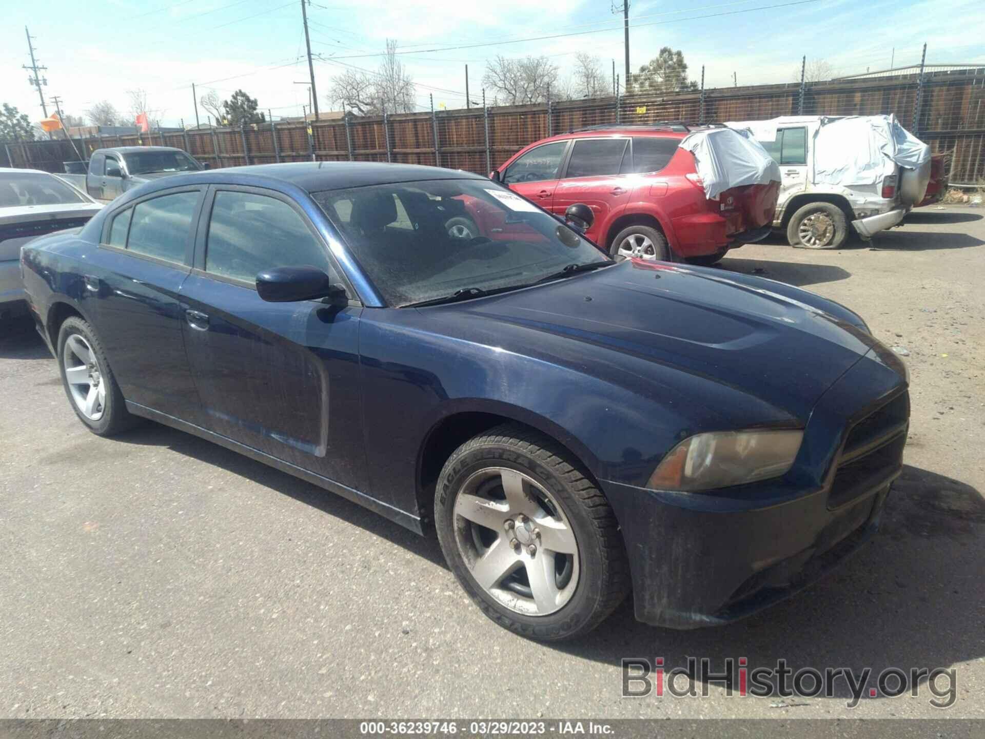 Photo 2C3CDXAT2DH673722 - DODGE CHARGER 2013