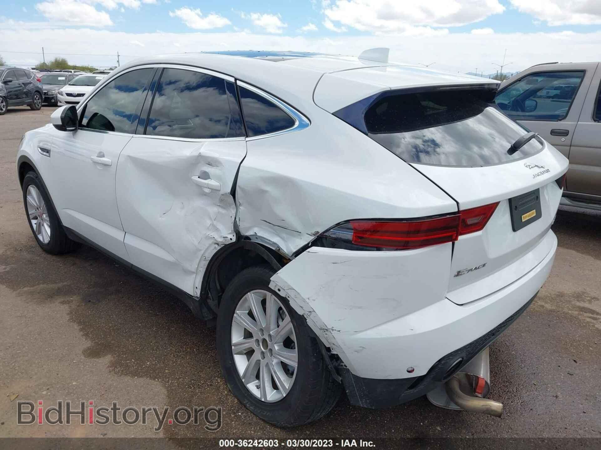 2018 JAGUAR E-PACE - VIN: SADFJ2FX4J1Z30300 - Фото 3