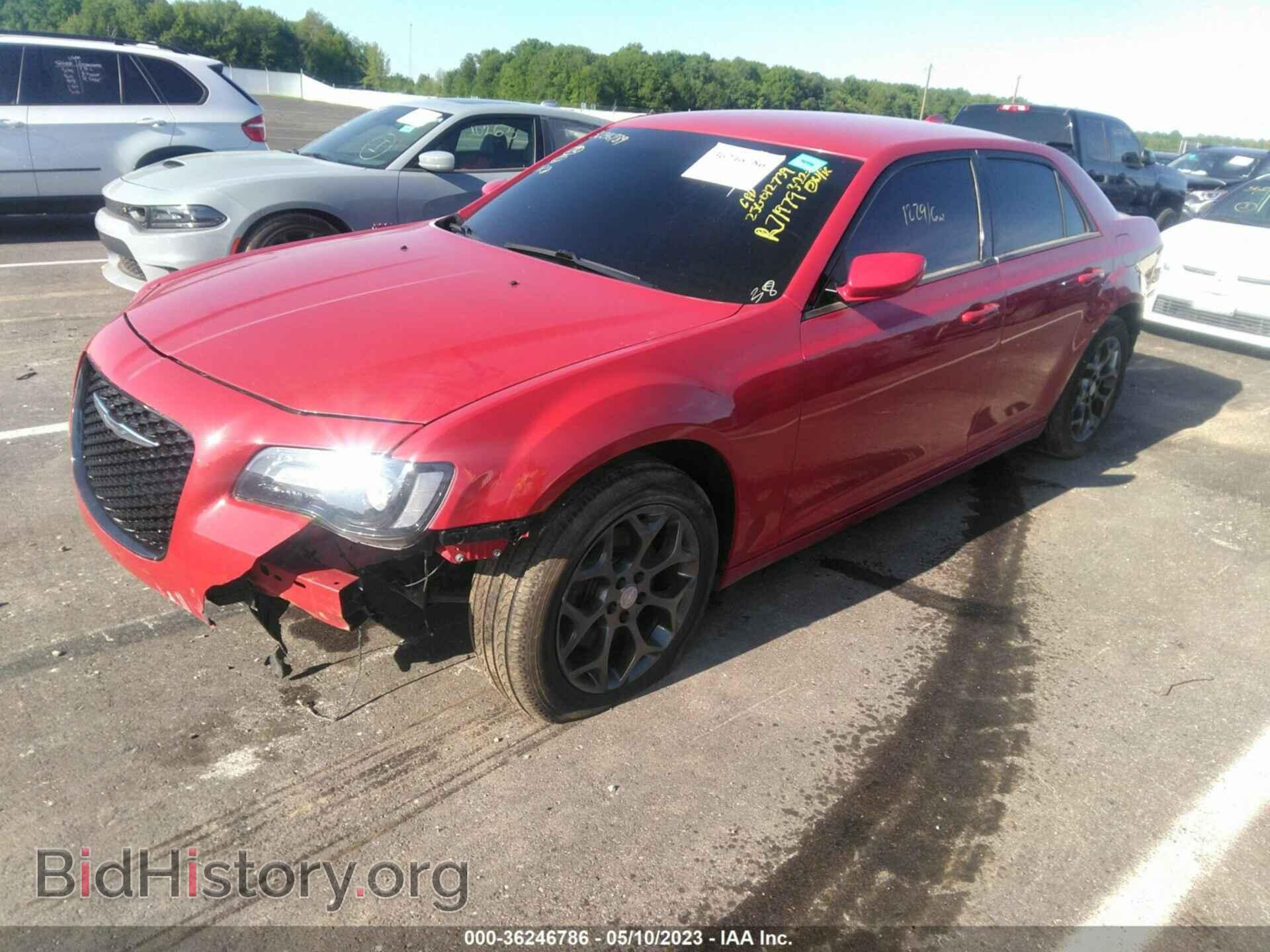 2015 CHRYSLER 300 - VIN: 2C3CCAGG7FH923100 - Photo 2