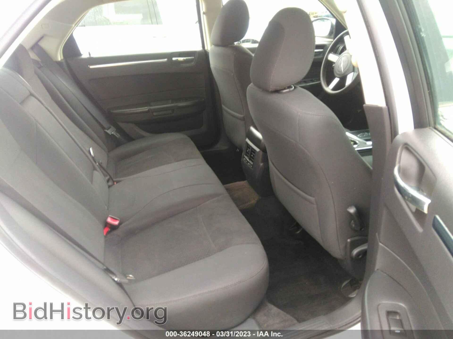 2010 CHRYSLER 300 - VIN: 2C3CA4CD6AH328444 - Фото 8