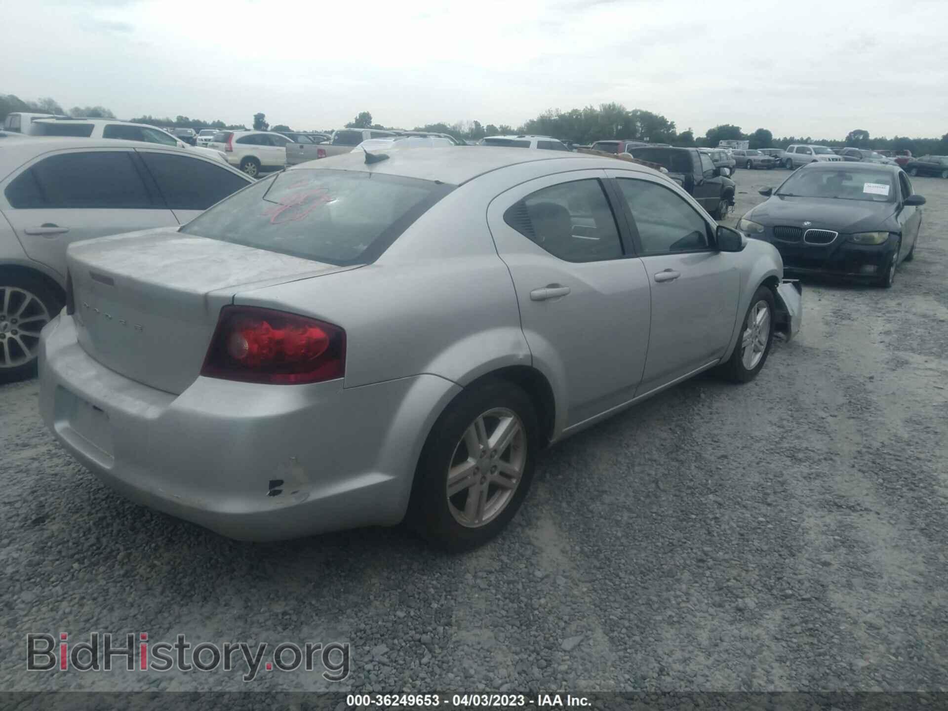 2011 DODGE AVENGER - VIN: 1B3BD1FBXBN536733 - Фото 4