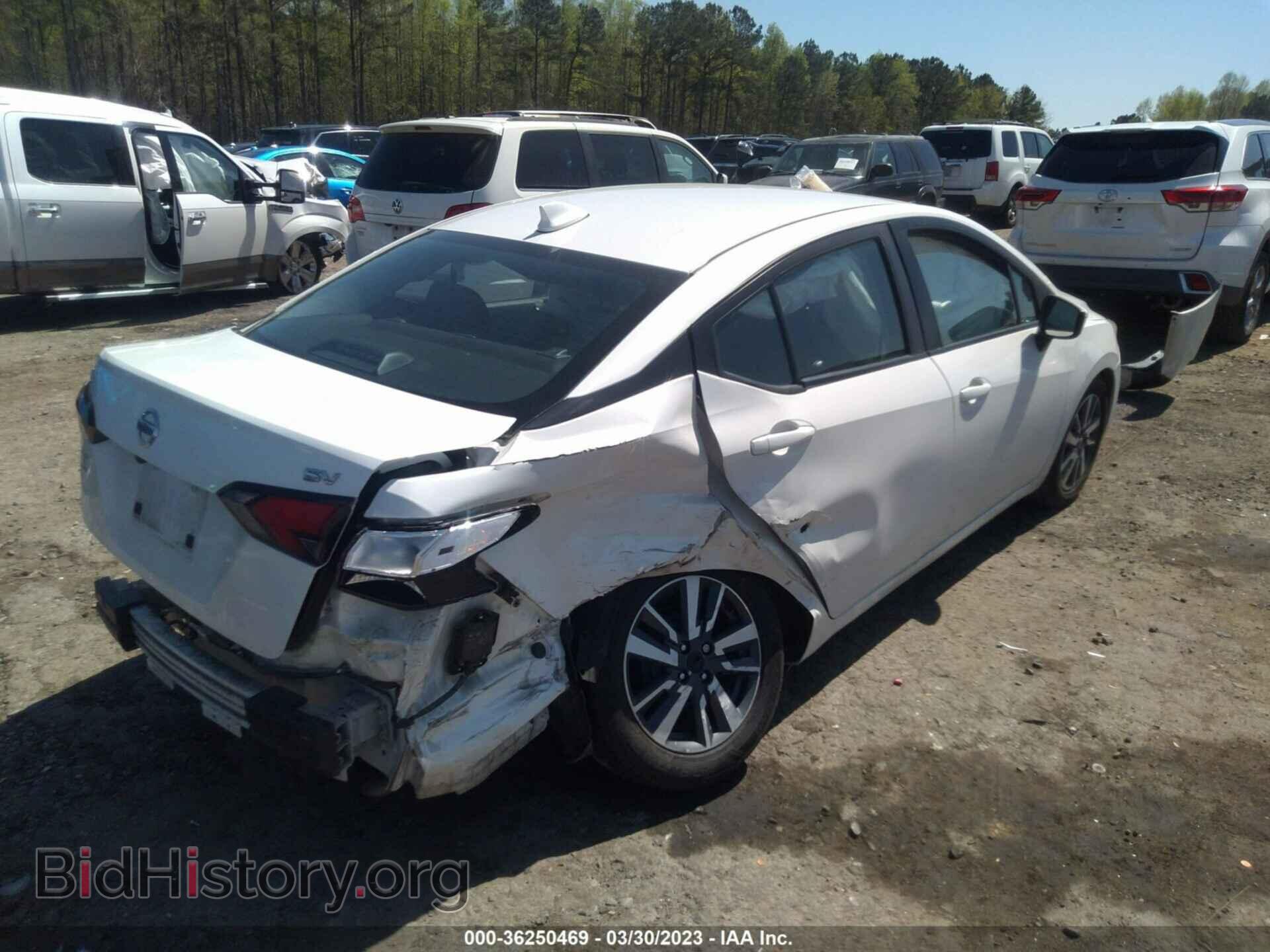 2020 NISSAN VERSA - VIN: 3N1CN8EV8LL820726 - Фото 4