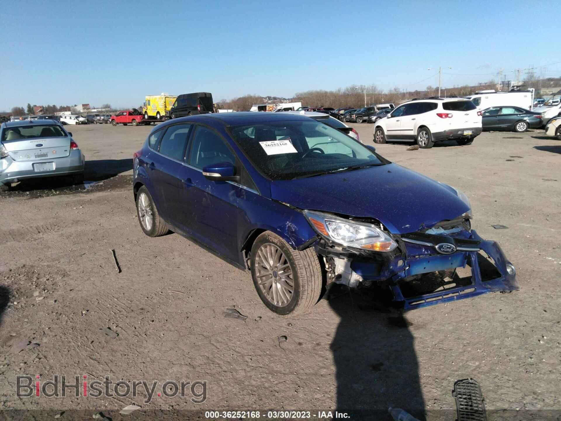 Photo 1FAHP3M28CL426247 - FORD FOCUS 2012