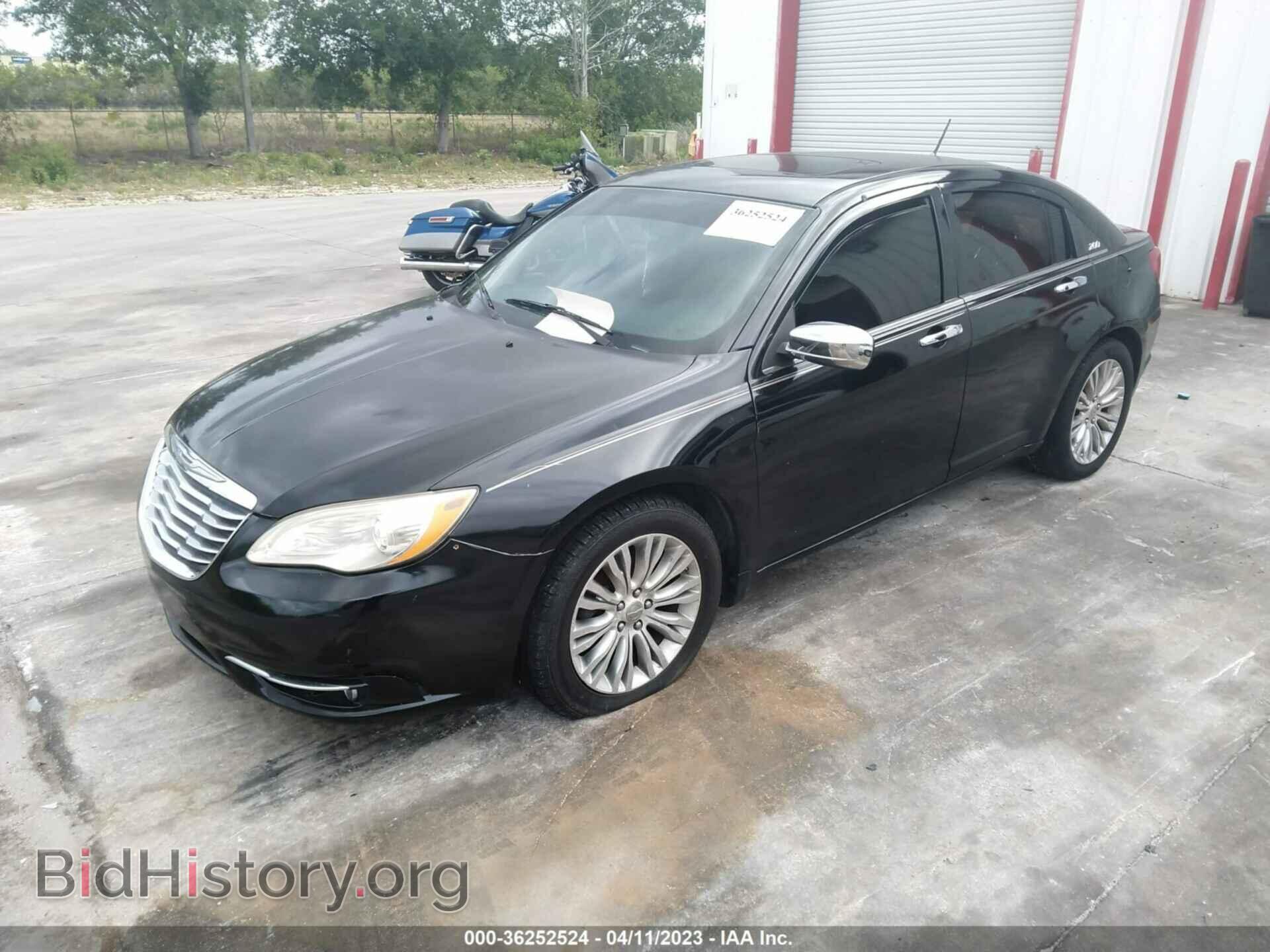 2012 CHRYSLER 200 - VIN: 1C3CCBCG6CN184865 - Фото 2