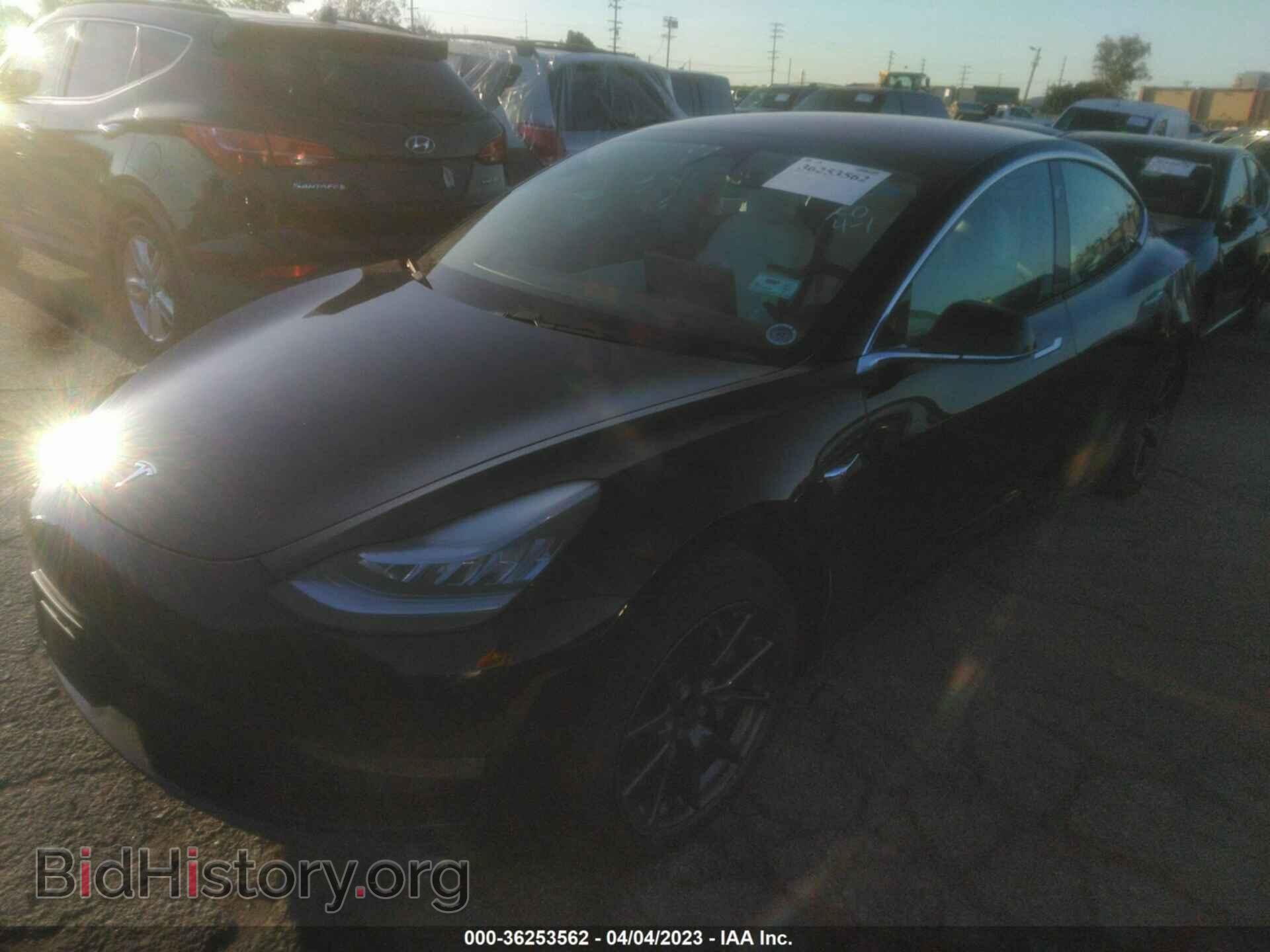 2018 TESLA MODEL 3 - VIN: 5YJ3E1EA7JF166203 - Фото 2